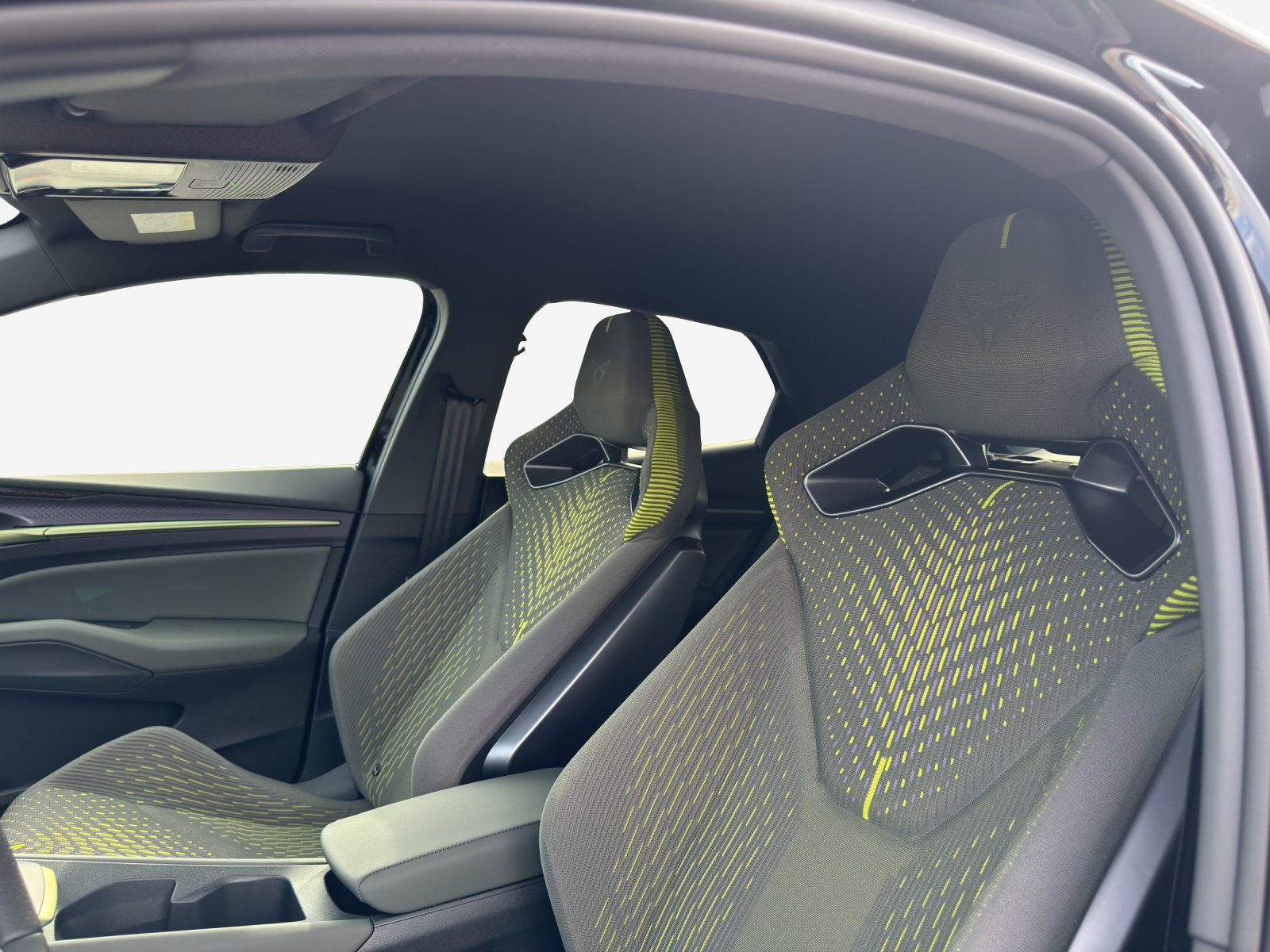 CUPRA Raval 52 kWh VZ Extreme Launch Edition-image-14