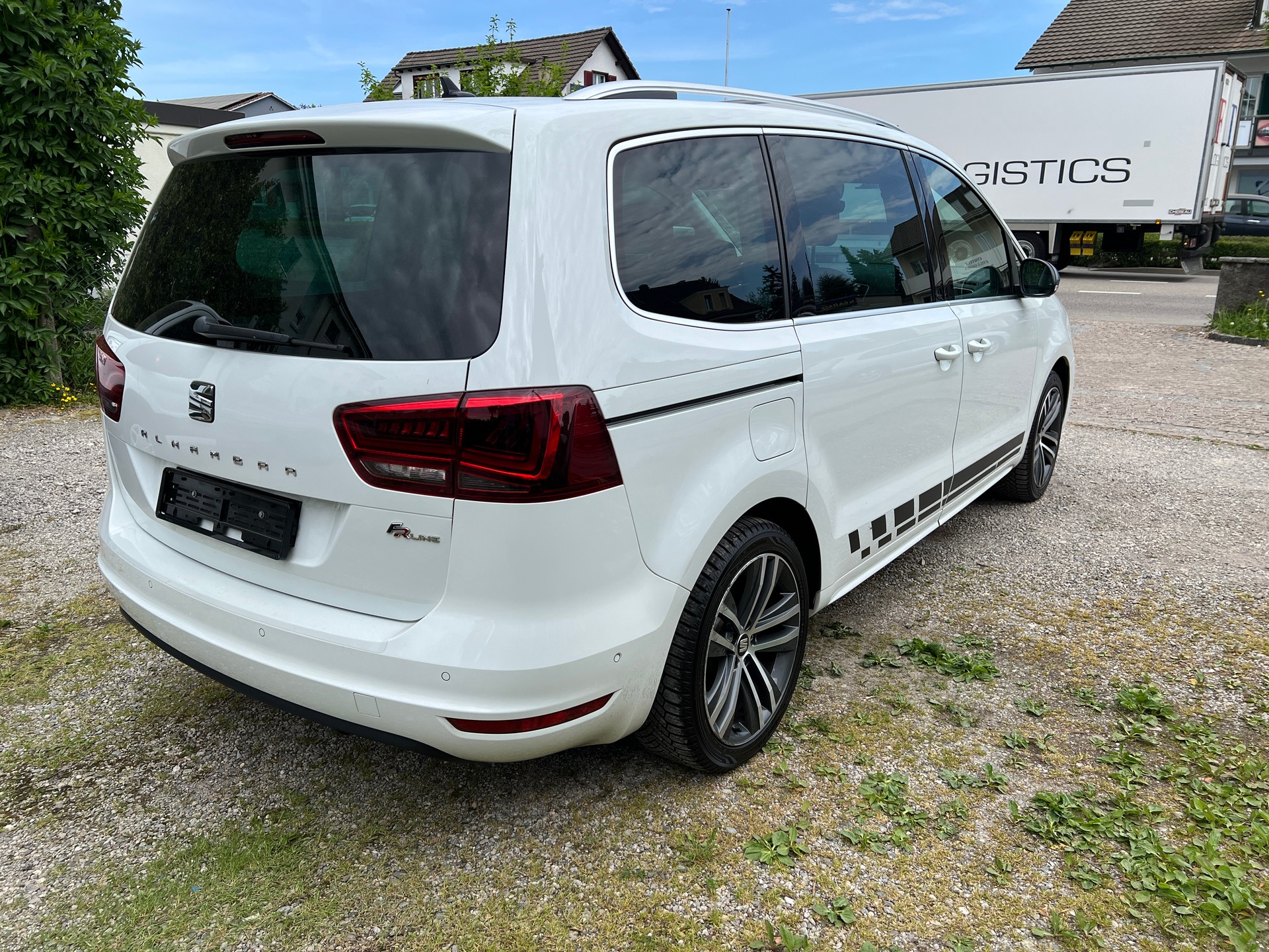 SEAT Alhambra 2.0 TDI DSG SWISS FR-image-3
