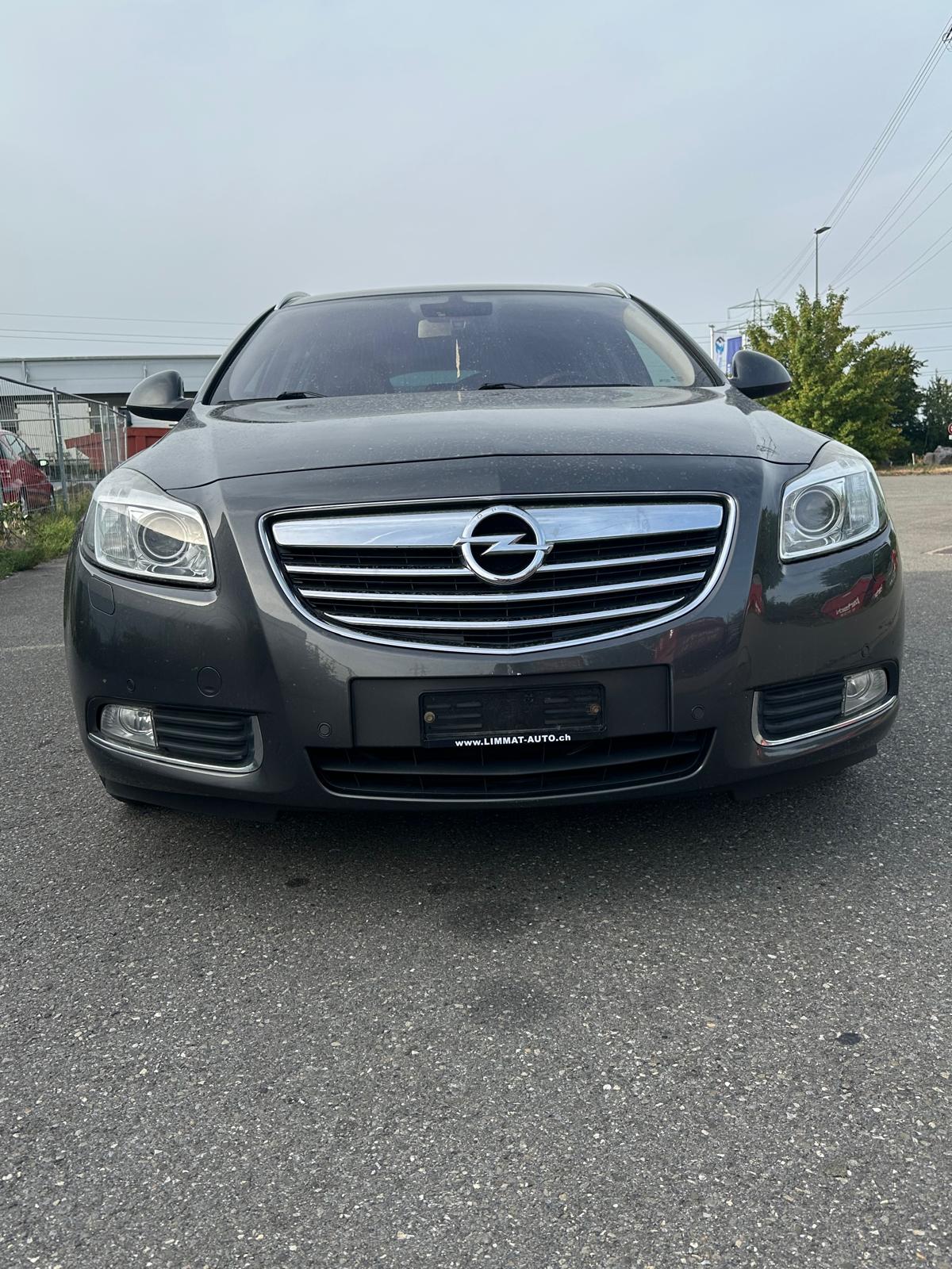 OPEL Insignia ST 2.8 Turbo Sport 4WD Aut.-image-0
