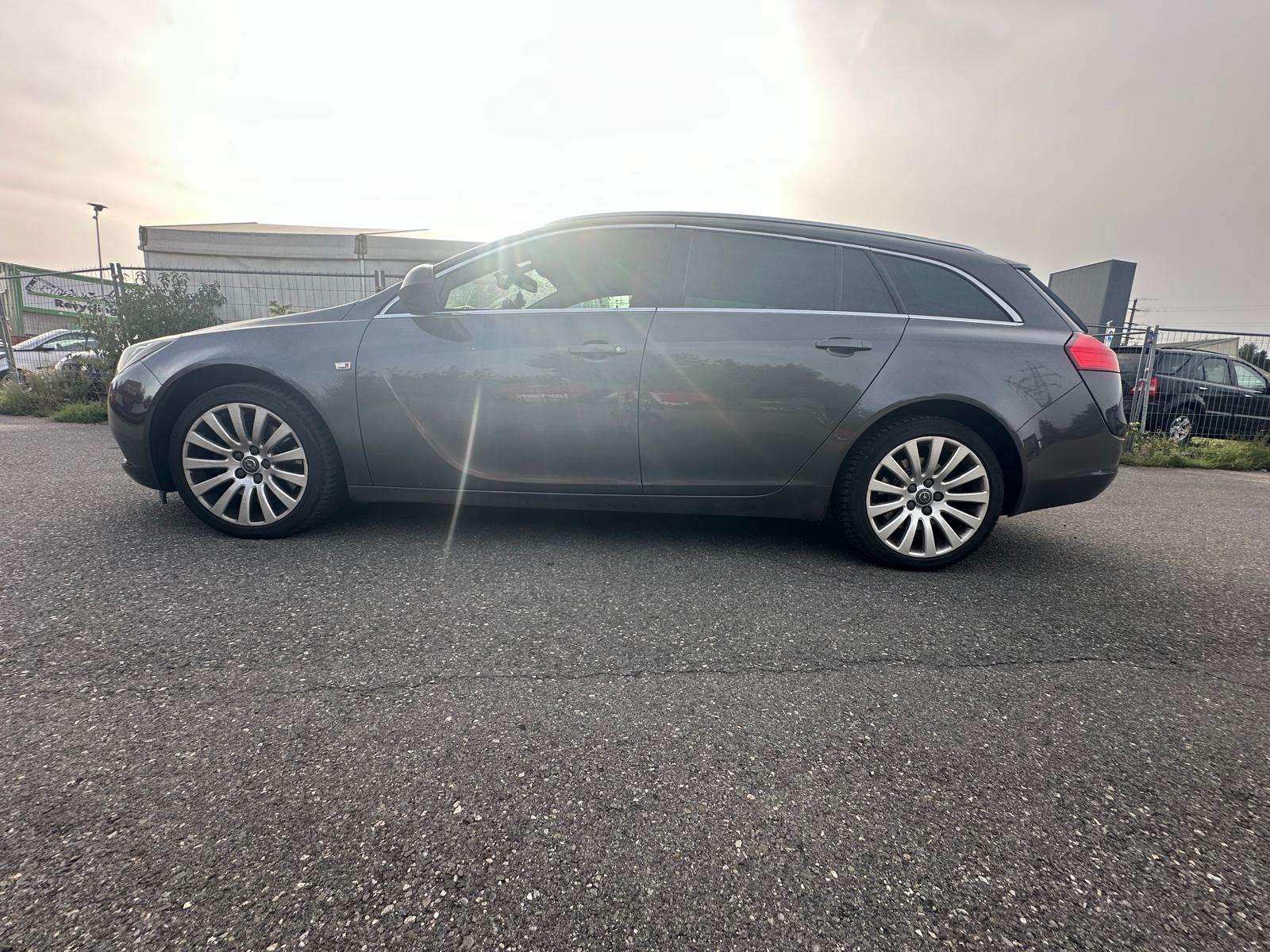 OPEL Insignia ST 2.8 Turbo Sport 4WD Aut.-image-4