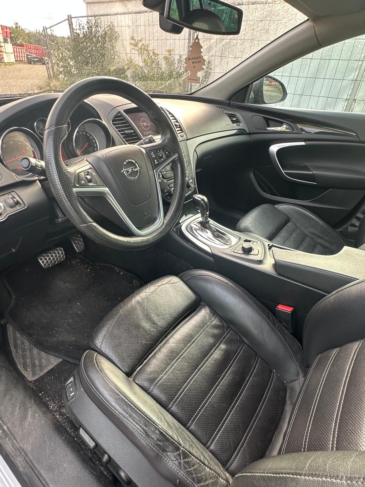 OPEL Insignia ST 2.8 Turbo Sport 4WD Aut.-image-7