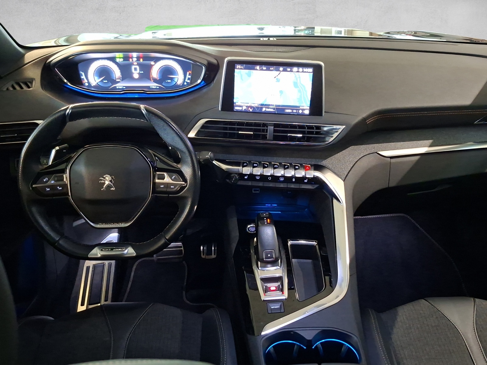 PEUGEOT 3008 1.5 BlueHDi GT Line-image-8