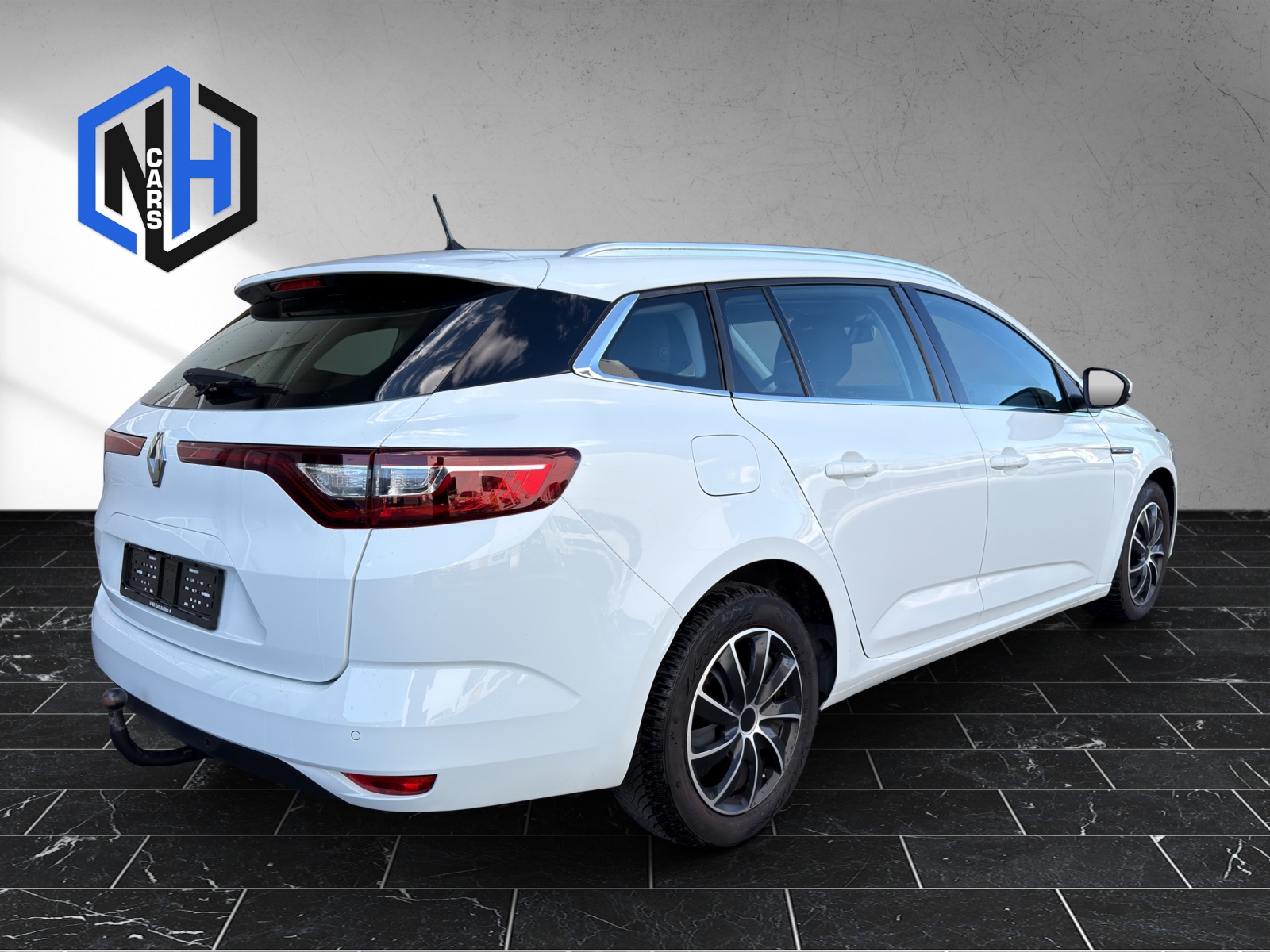 RENAULT Mégane Grandtour 1.5 dCi GT Line EDC-image-6