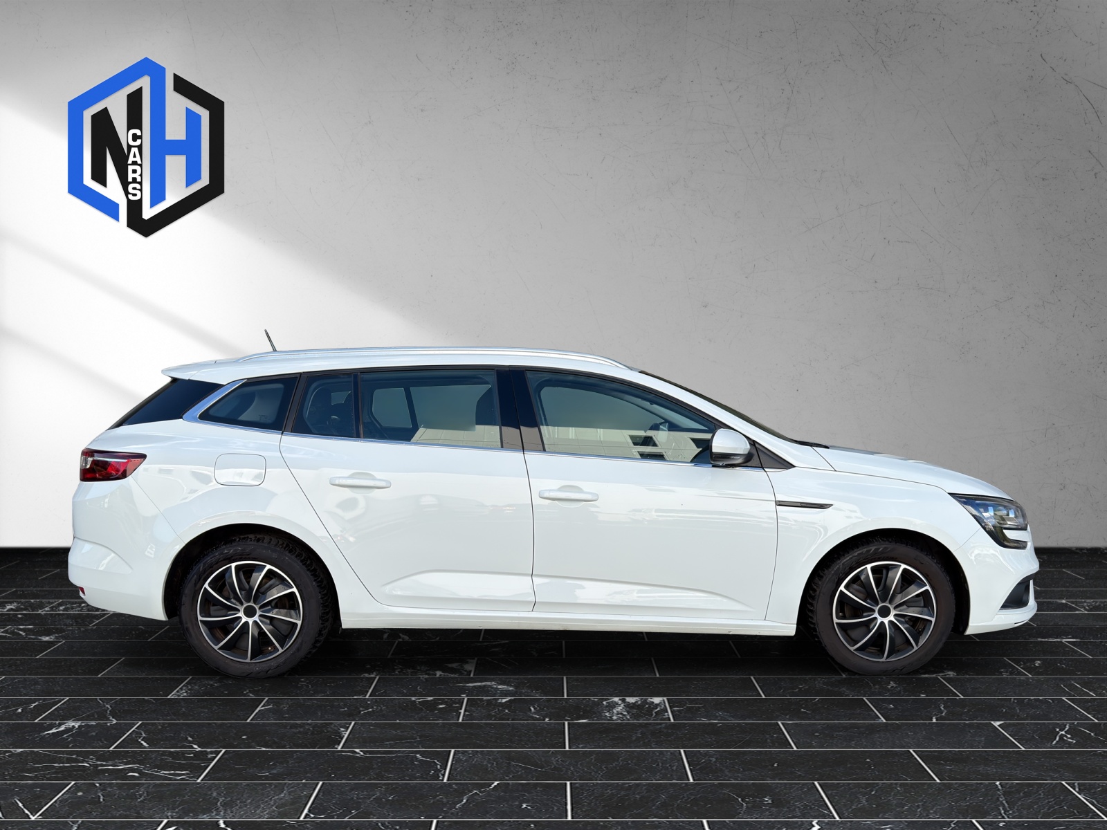 RENAULT Mégane Grandtour 1.5 dCi GT Line EDC-image-3