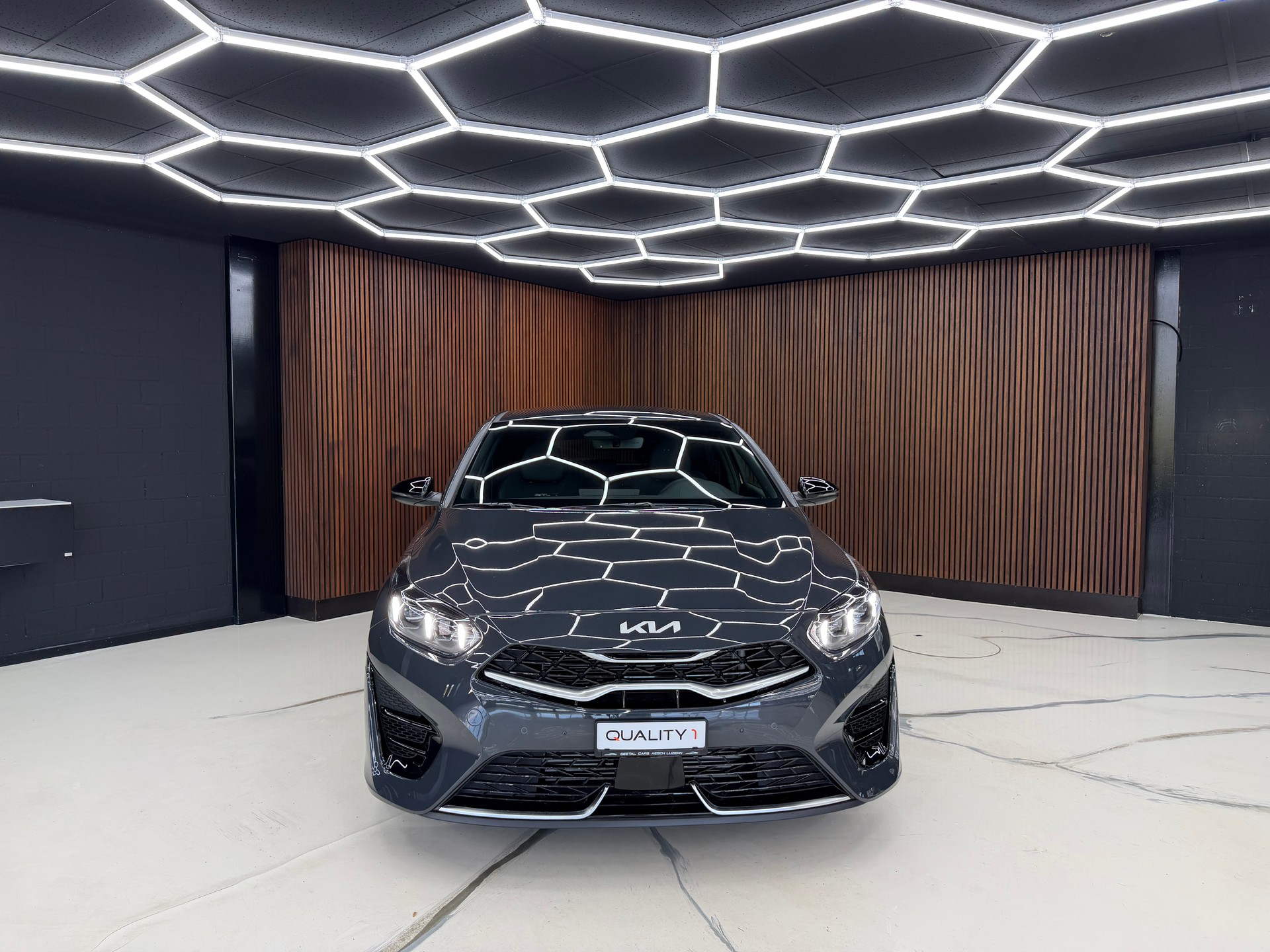 KIA ProCeed 1.5 T-GDi GT-Line Edition DCT-image-1