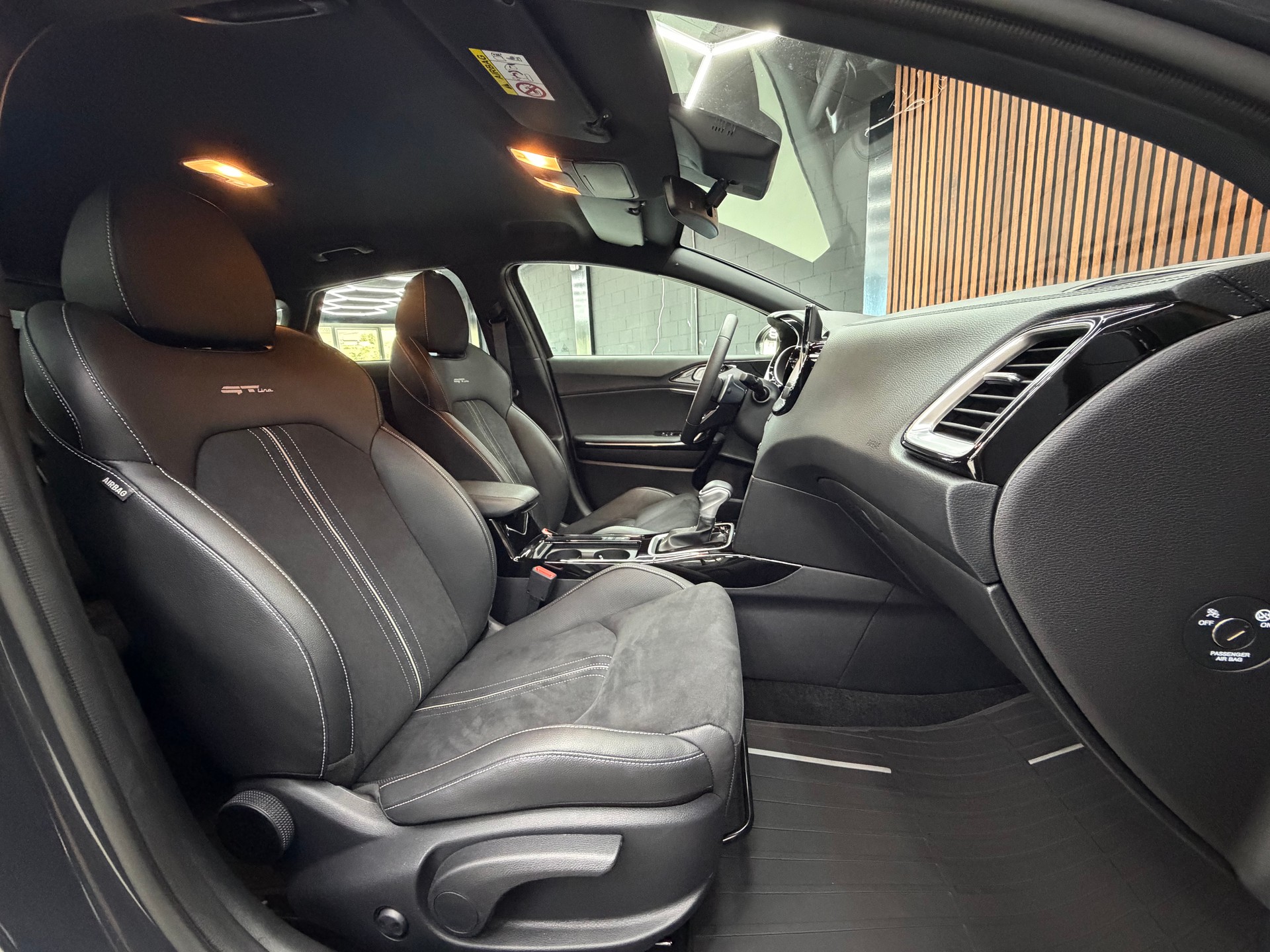 KIA ProCeed 1.5 T-GDi GT-Line Edition DCT-image-13