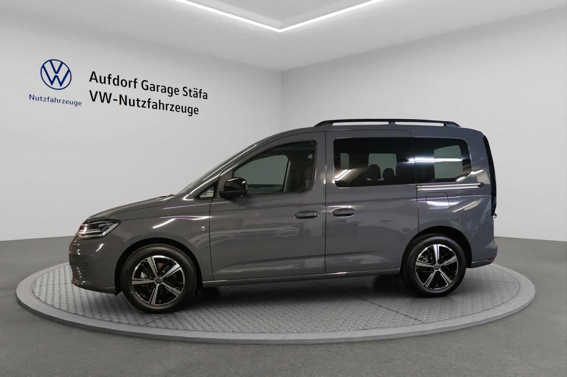 VW Caddy 2.0 TDI Liberty 4Motion-image-1