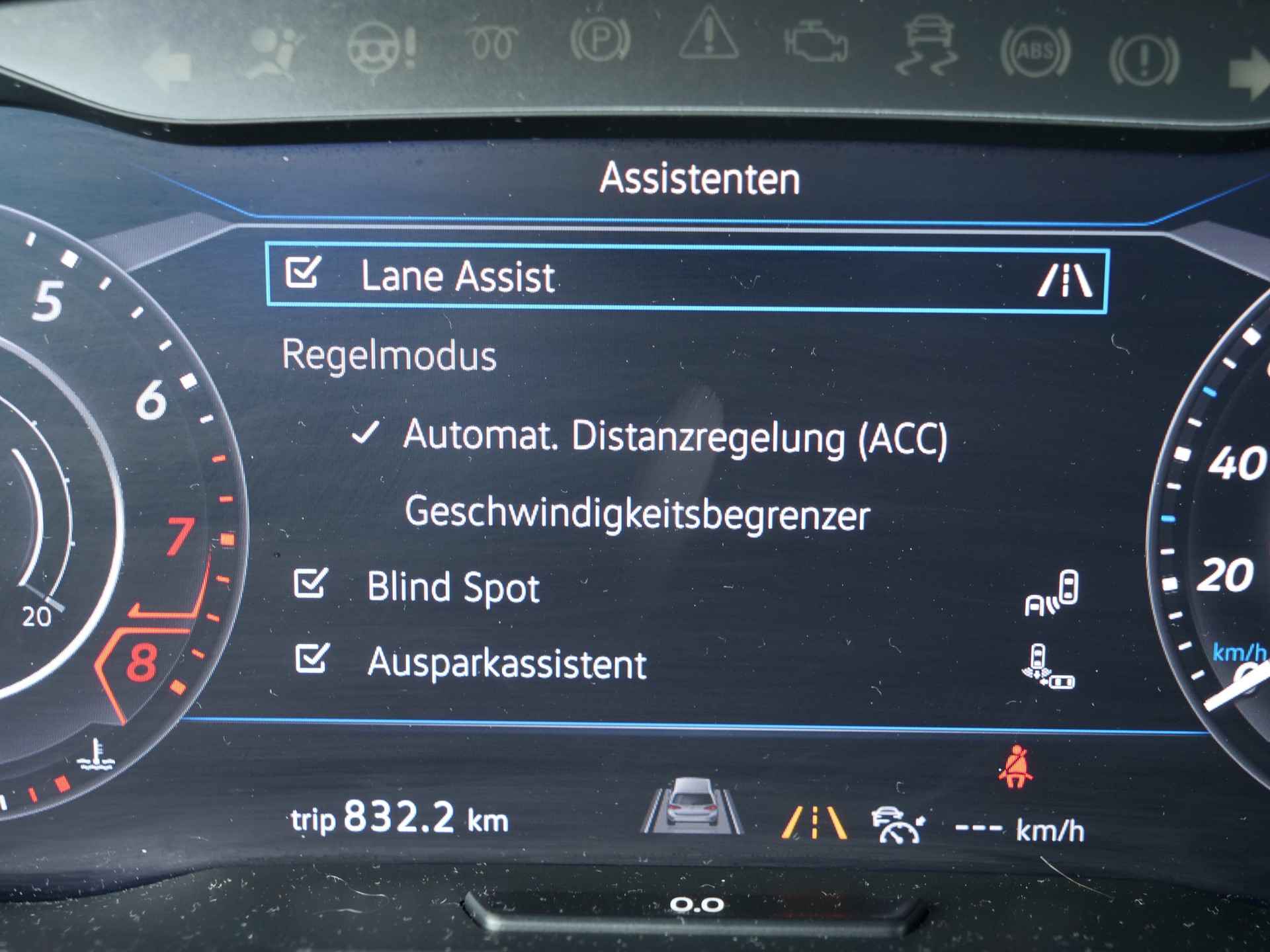 VW Golf 2.0 TSI R 4Motion DSG-image-14