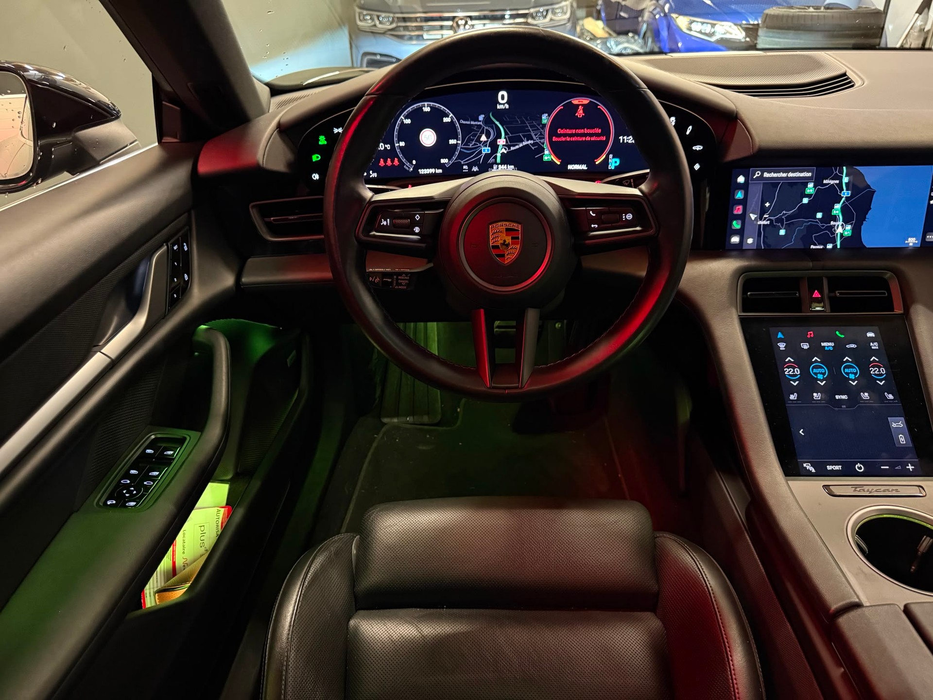 PORSCHE Taycan 4S-image-15