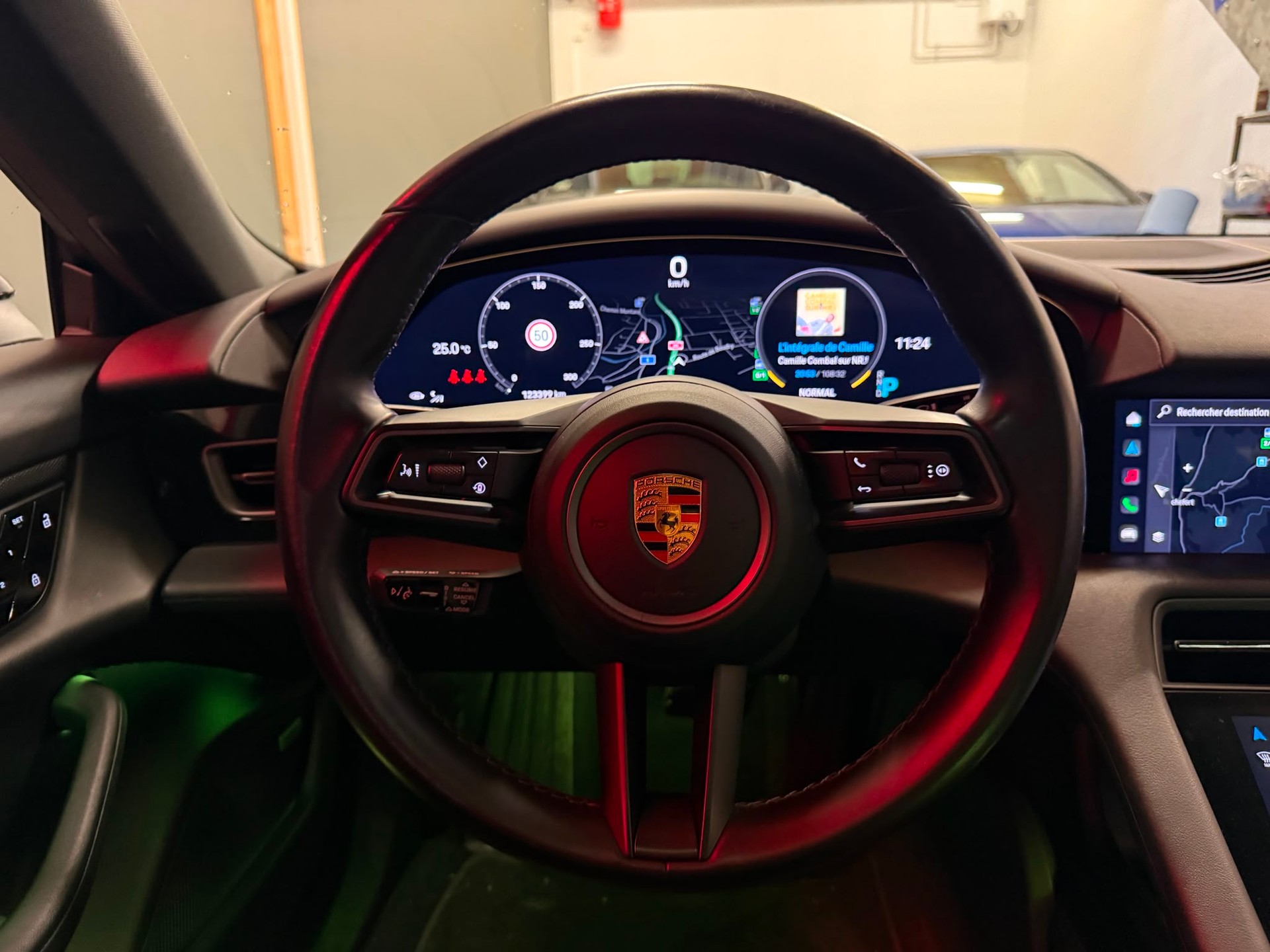 PORSCHE Taycan 4S-image-16