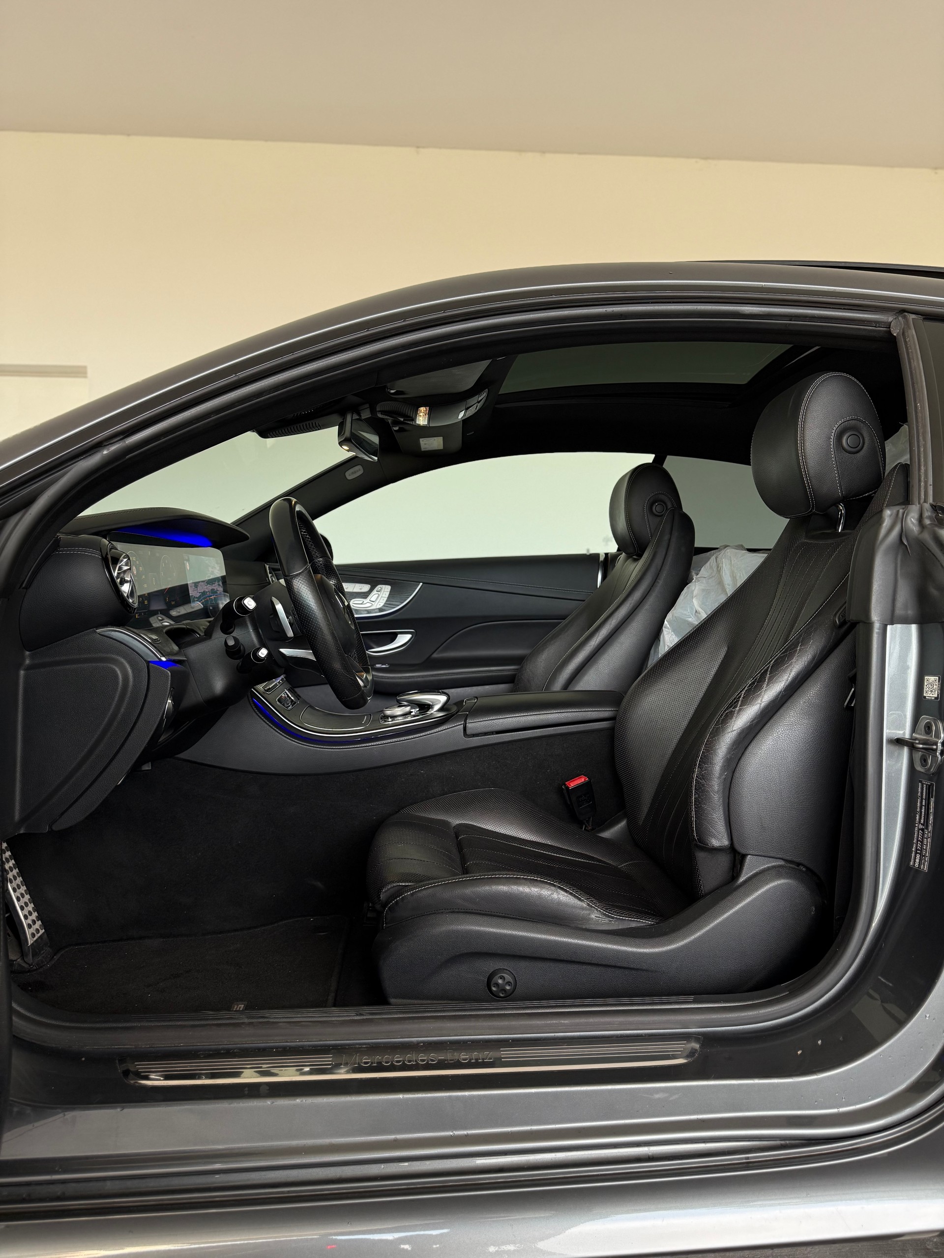 MERCEDES-BENZ E 400 Coupé AMG Line 4 Matic 9G-Tronic-image-10