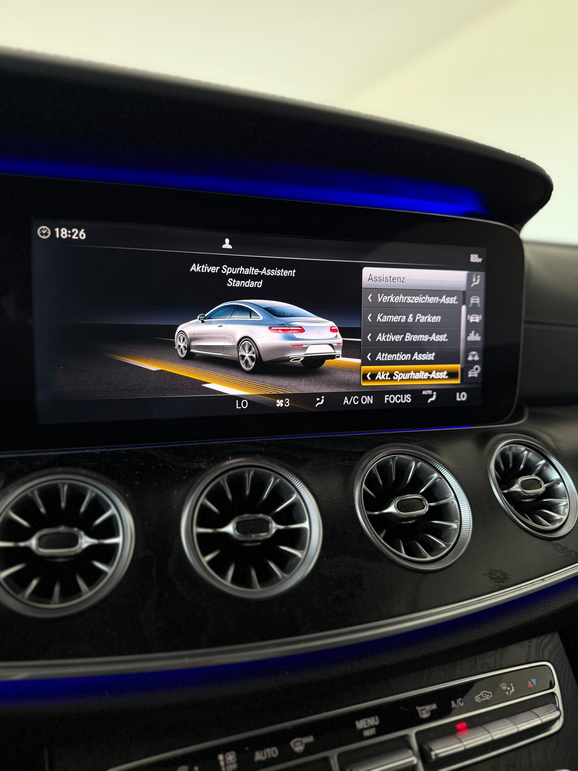 MERCEDES-BENZ E 400 Coupé AMG Line 4 Matic 9G-Tronic-image-18