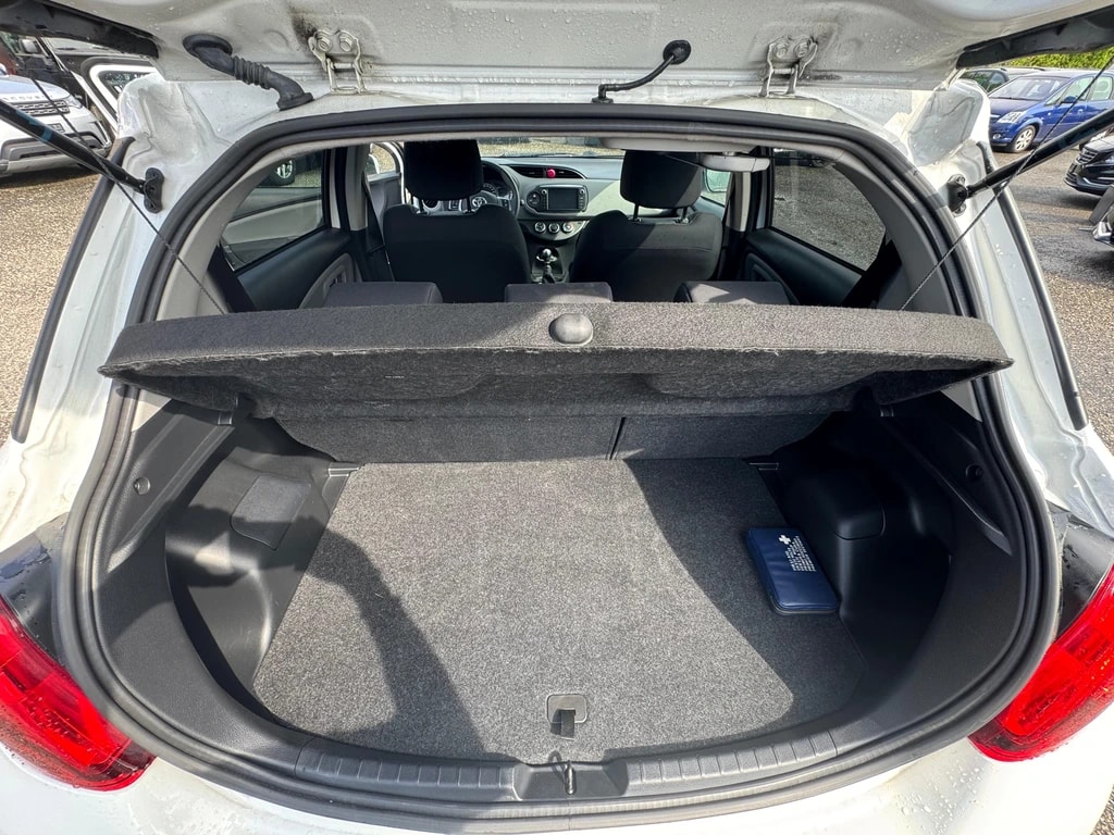 TOYOTA Yaris 1.33 Trend-image-12