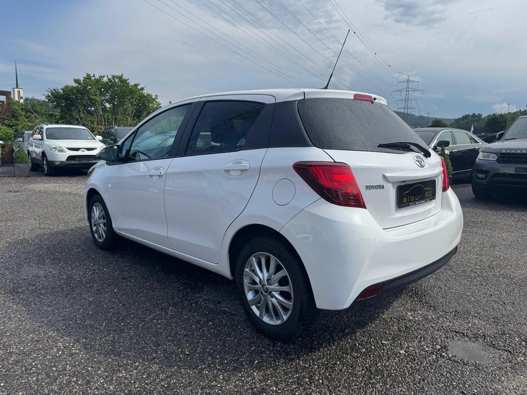 TOYOTA Yaris 1.33 Trend-image-2