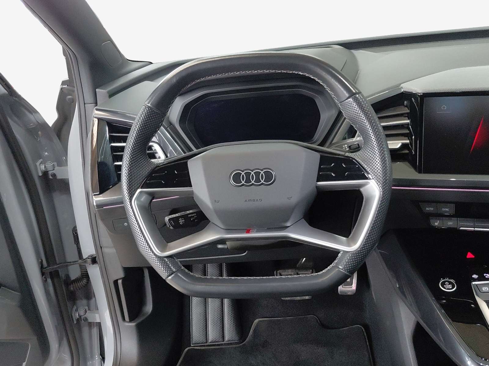 AUDI Q4 e-tron 40-image-10