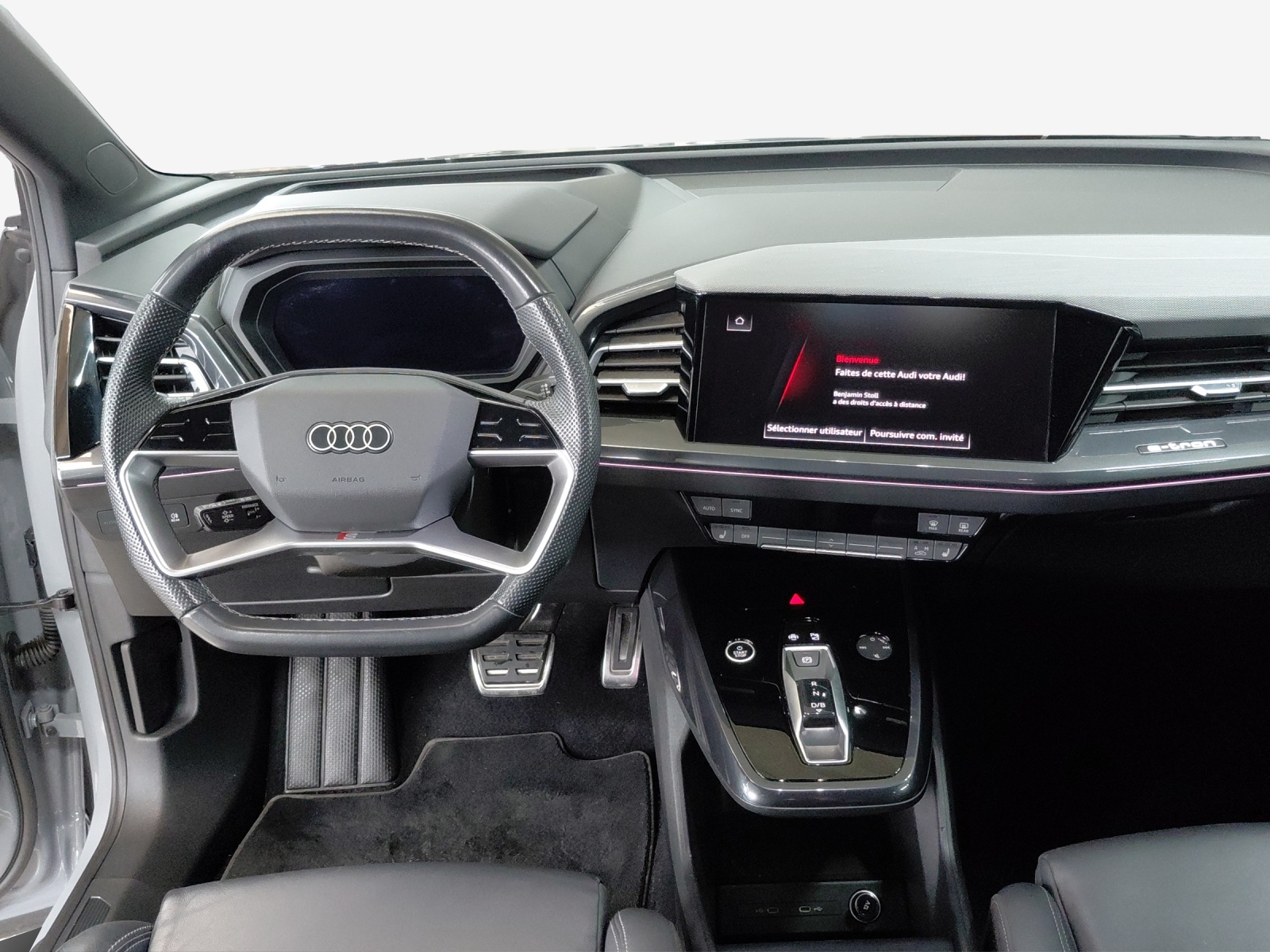 AUDI Q4 e-tron 40-image-9