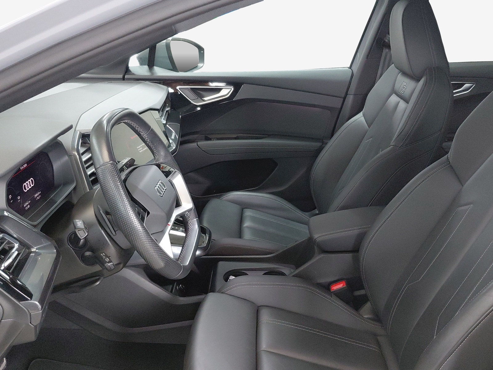 AUDI Q4 e-tron 40-image-8