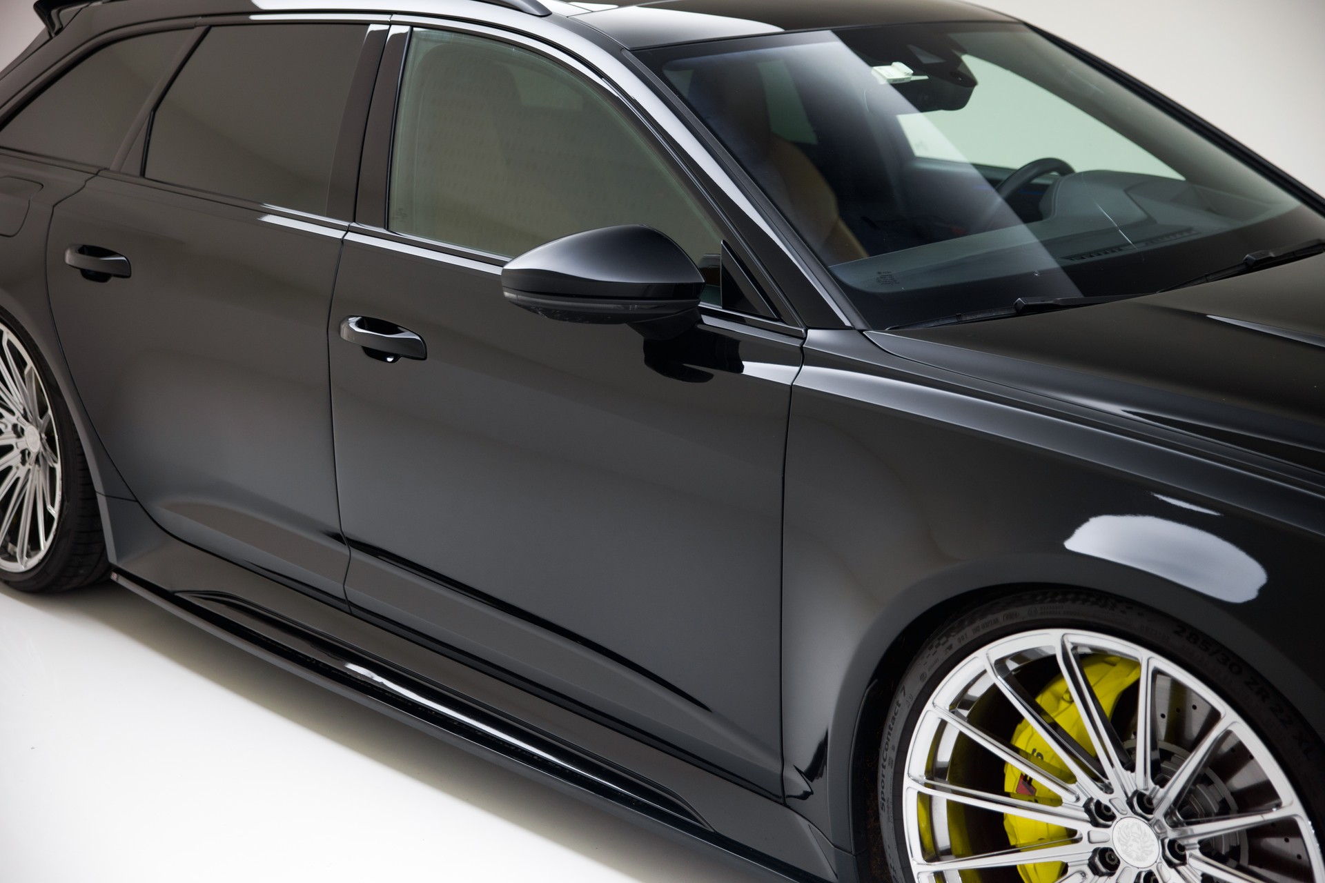 AUDI RS6 Avant 4.0 TFSI V8 quattro-image-12