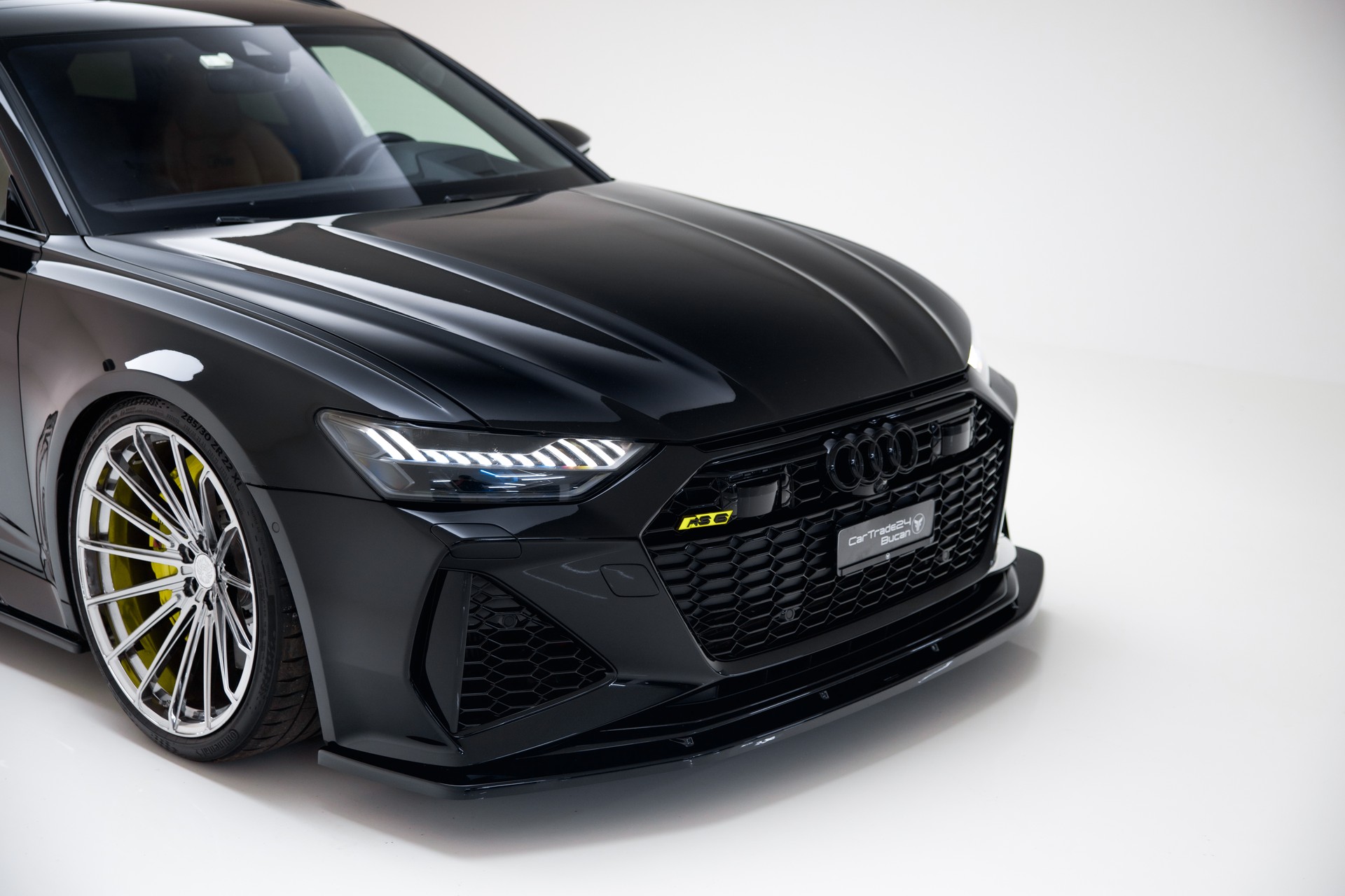 AUDI RS6 Avant 4.0 TFSI V8 quattro-image-6