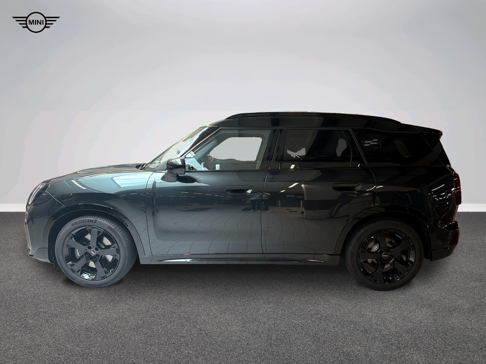 MINI Countryman S ALL4-image-1