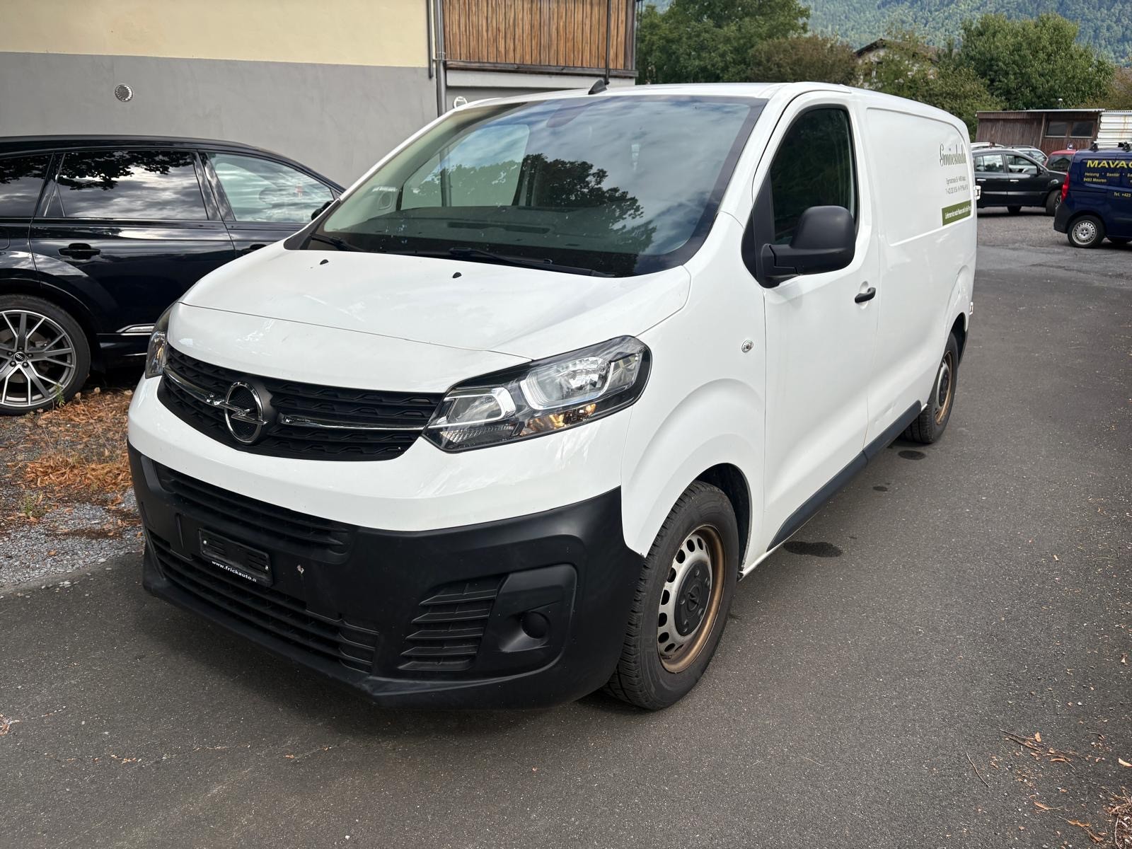 OPEL Vivaro Cargo 1.5 CDTI Essentia s/s M-image-0