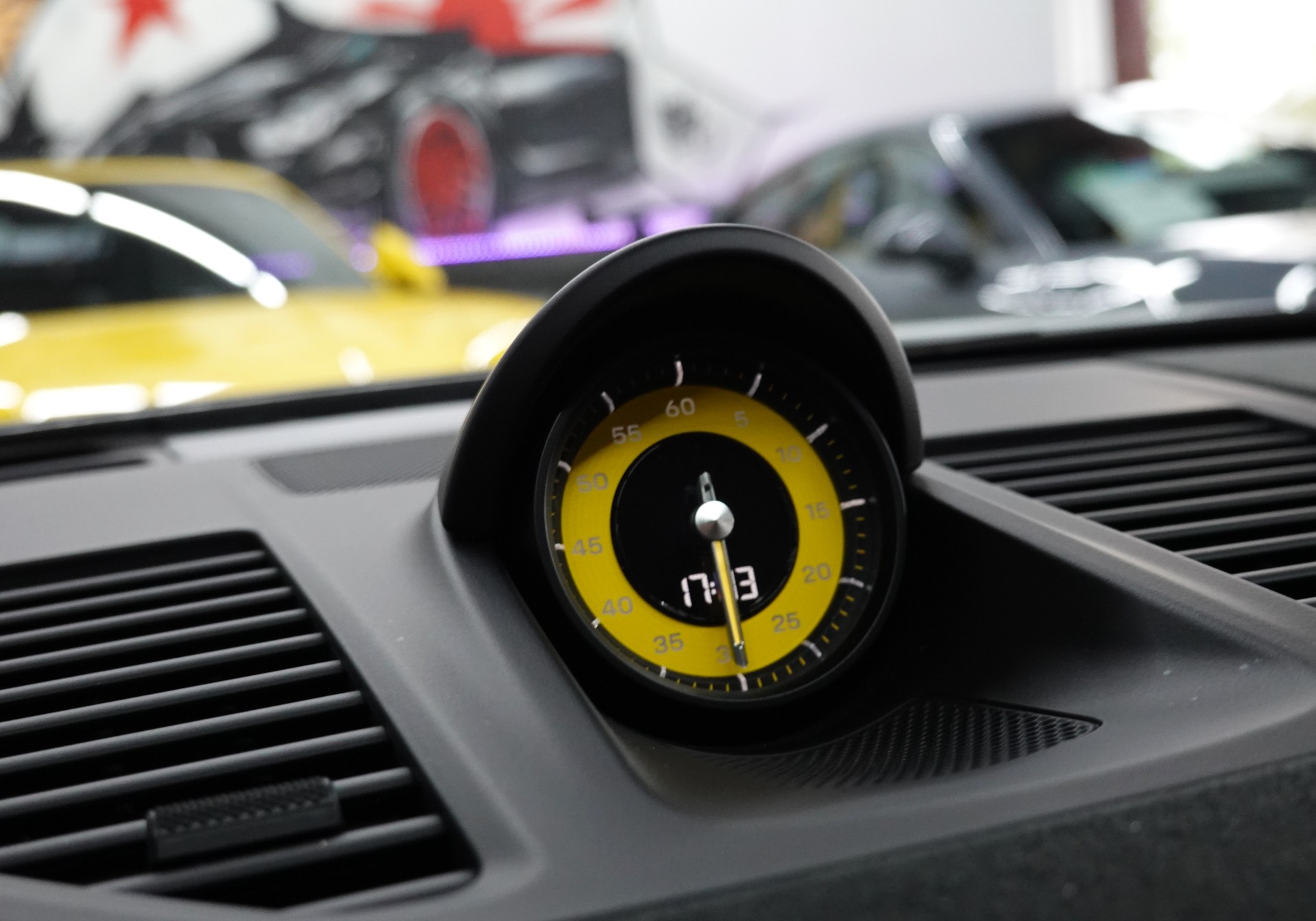 PORSCHE 911 GT3 RS CLEAN FULL PPF WEISSACH RS KERAMIK LIFT APPROVED-image-36