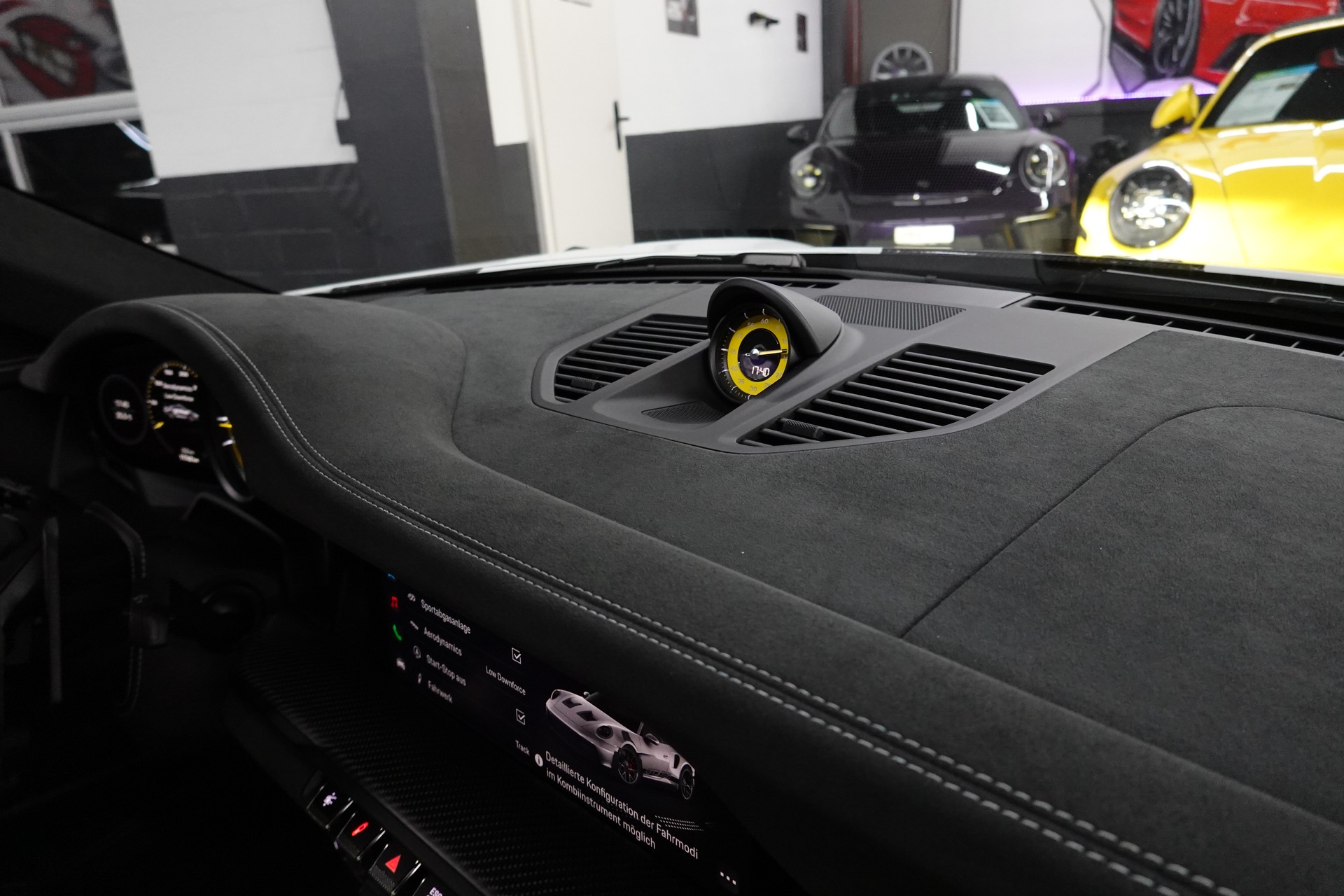 PORSCHE 911 GT3 RS CLEAN FULL PPF WEISSACH RS KERAMIK LIFT APPROVED-image-58