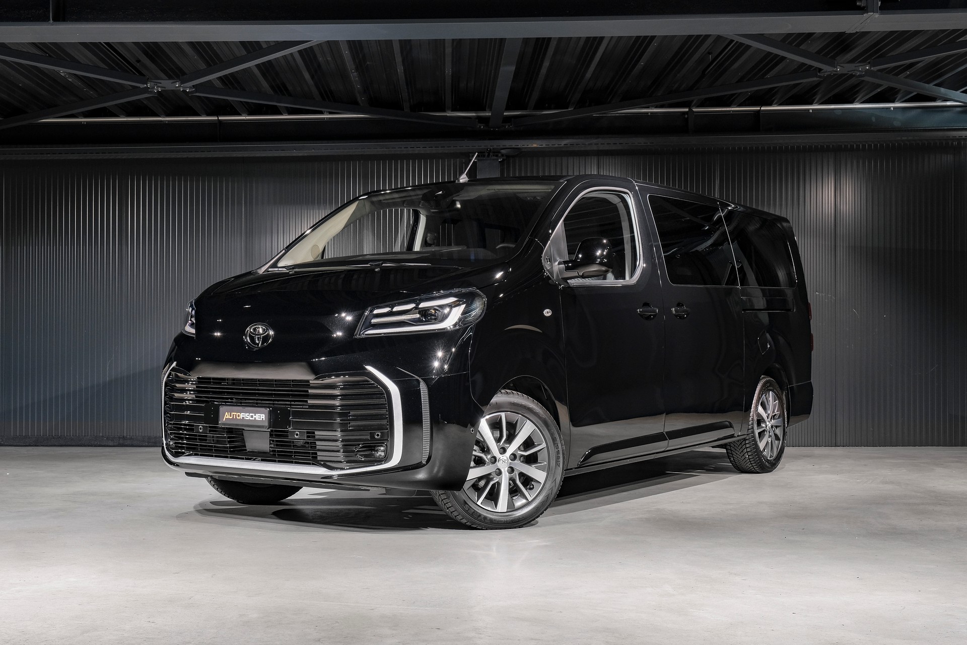 TOYOTA Proace Verso 2.0 D-4D Long 8-Sitzer-image-0