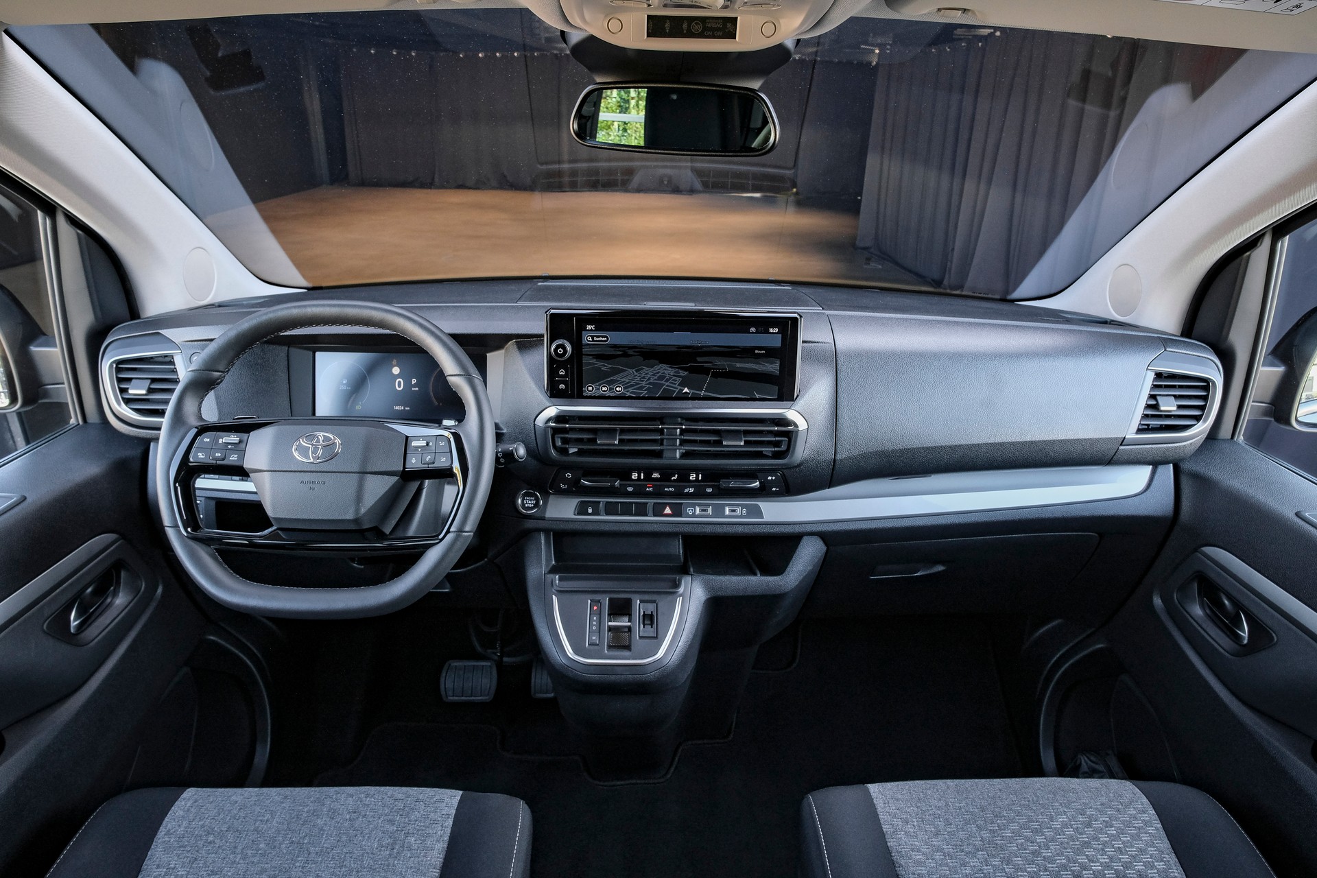 TOYOTA Proace Verso 2.0 D-4D Long 8-Sitzer-image-15