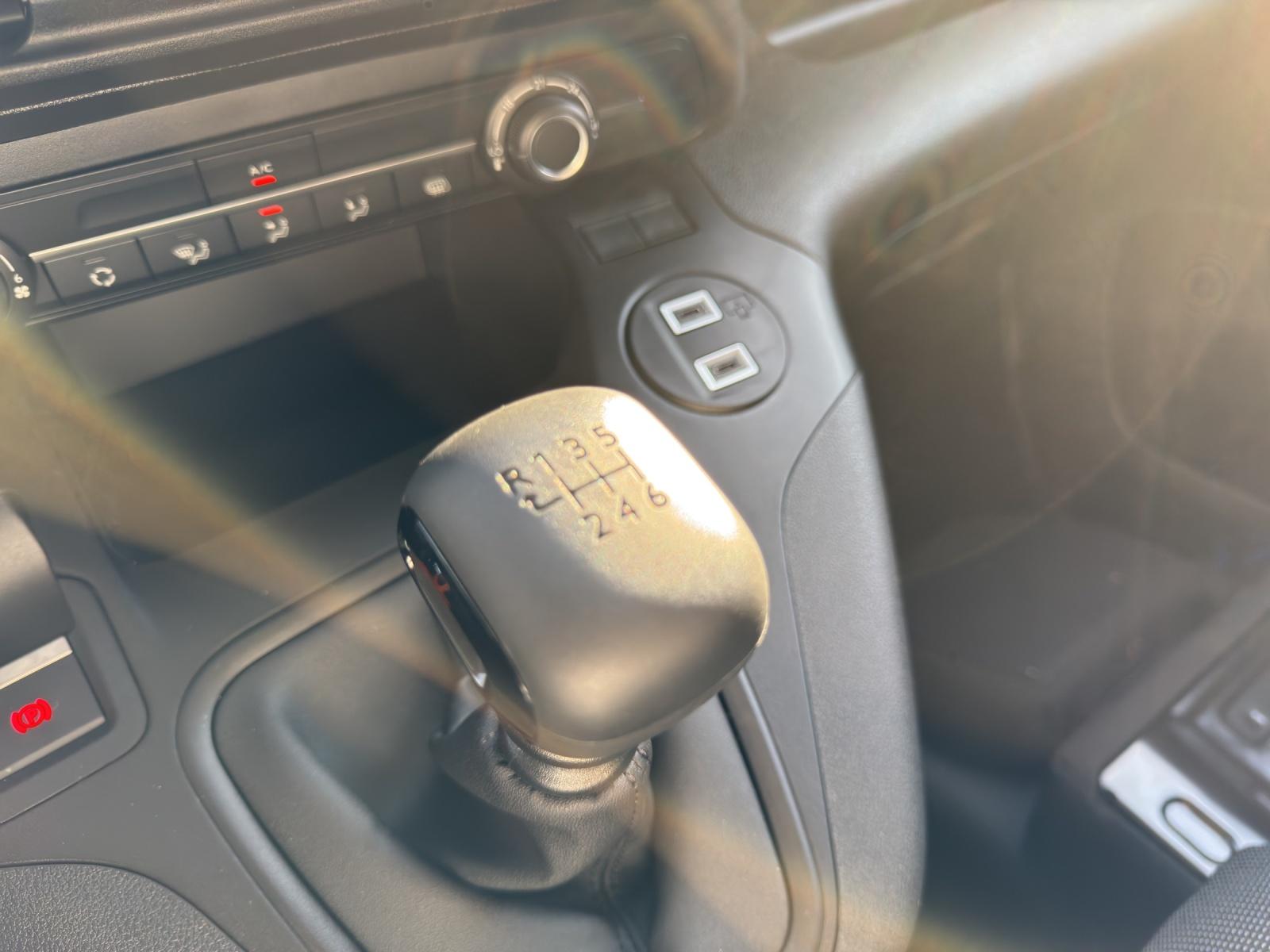 CITROEN Citroën Berlingo M 1.2 PureTech 110 First S/S-image-8