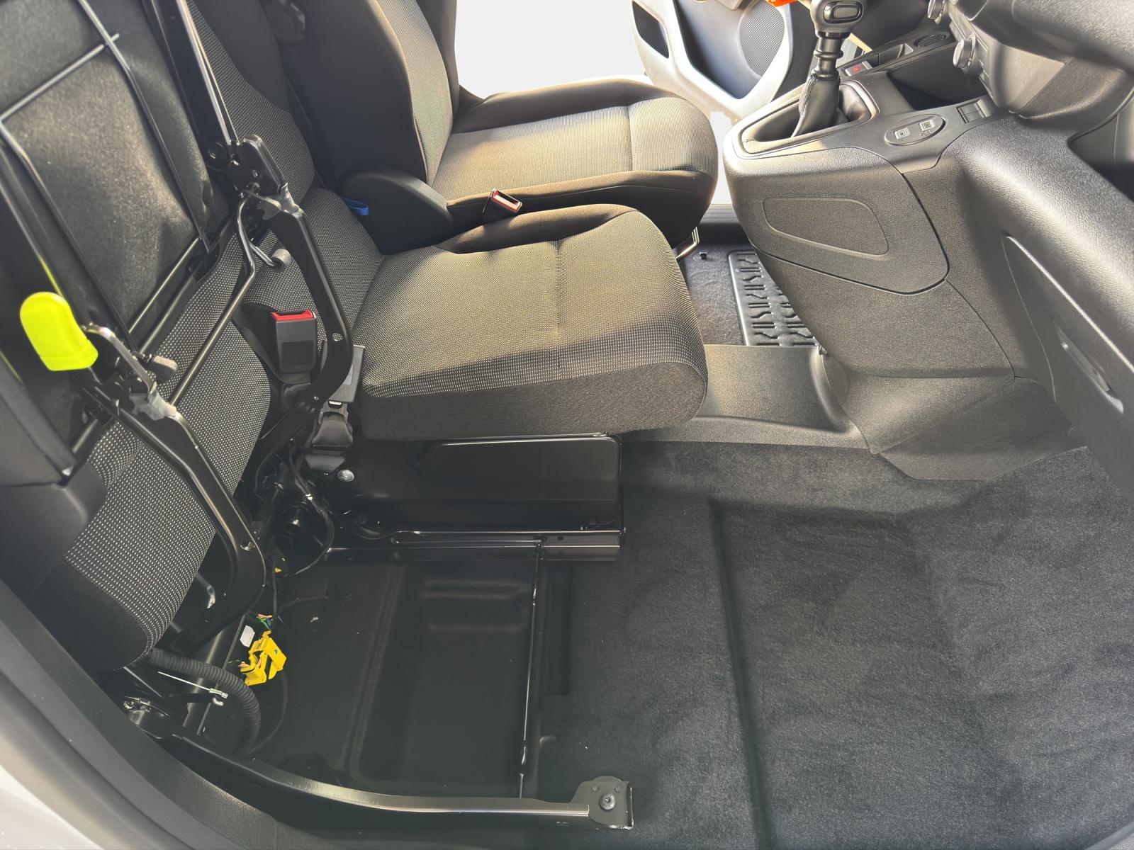CITROEN Citroën Berlingo M 1.2 PureTech 110 First S/S-image-16