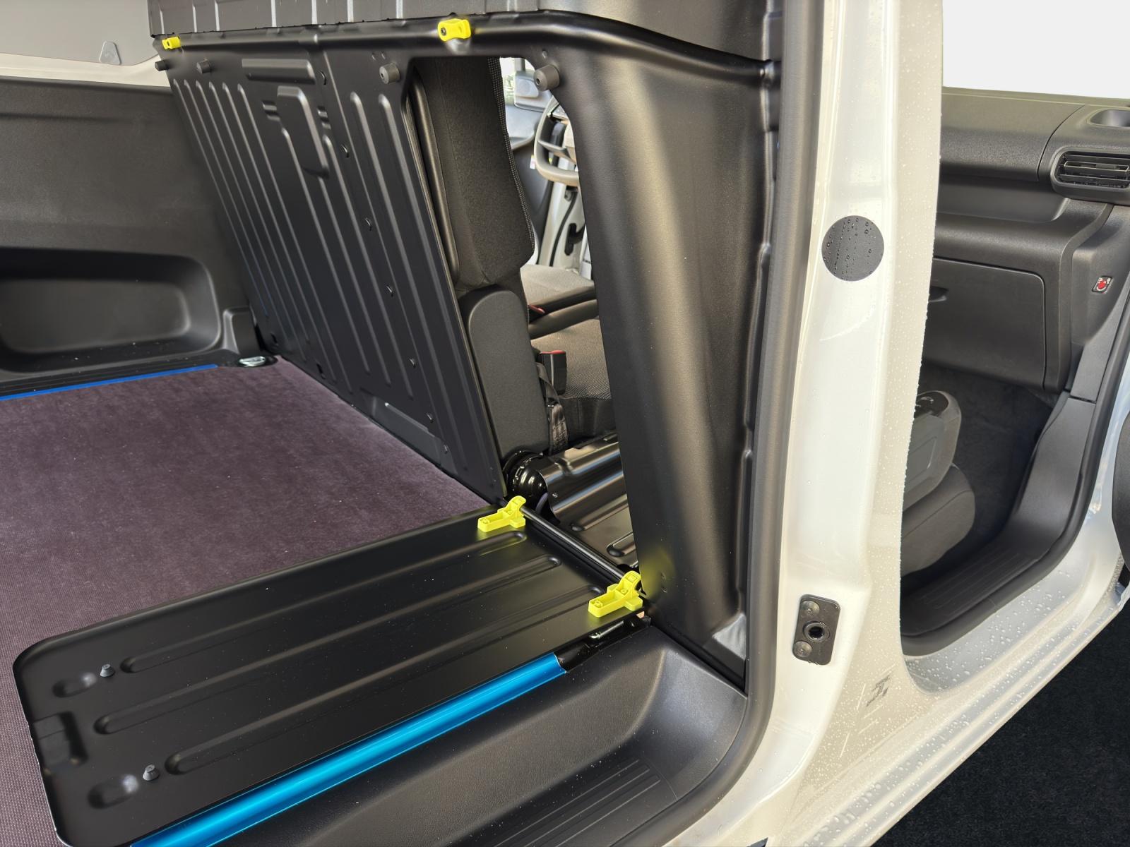CITROEN Citroën Berlingo M 1.2 PureTech 110 First S/S-image-11