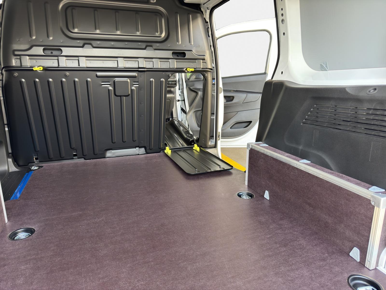 CITROEN Citroën Berlingo M 1.2 PureTech 110 First S/S-image-12