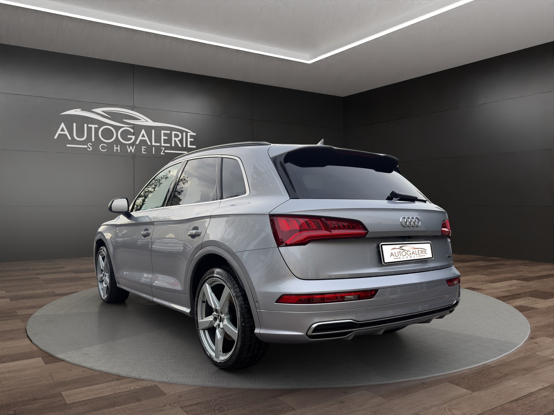 AUDI Q5 45 TFSI sport quattro | S-Line | Pano | Luftfed. | AHK | Memory | HeadUp | 21" | Assistanzsysteme |-image-2