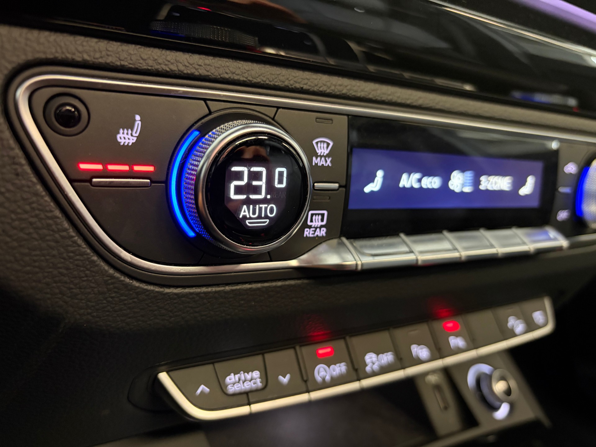 AUDI Q5 45 TFSI sport quattro | S-Line | Pano | Luftfed. | AHK | Memory | HeadUp | 21" | Assistanzsysteme |-image-17