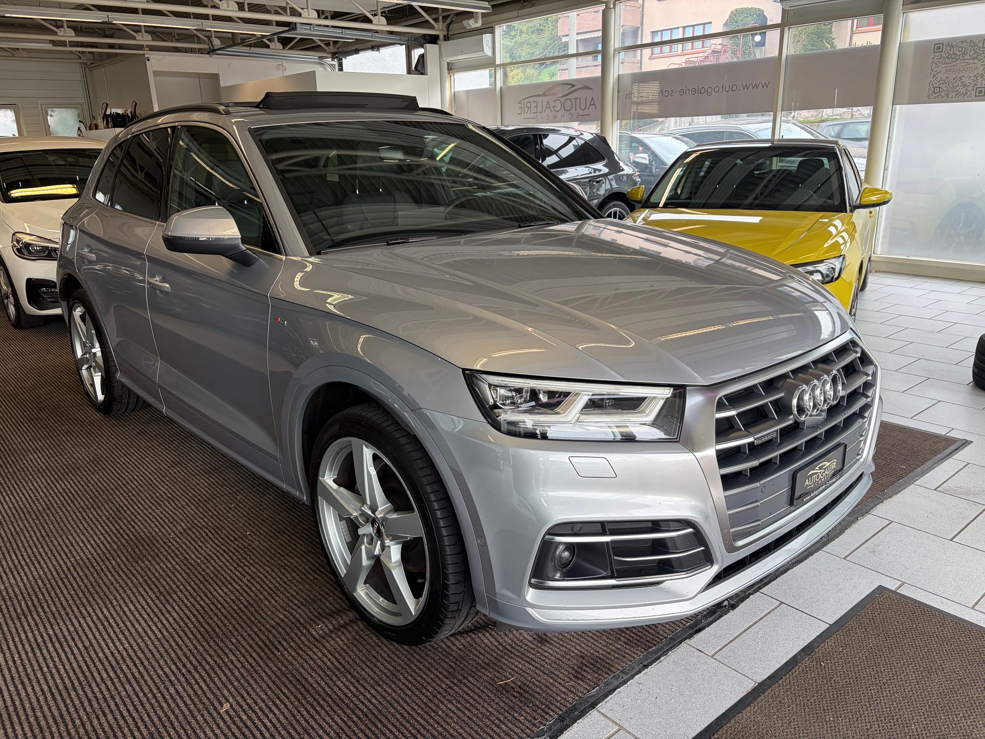 AUDI Q5 45 TFSI sport quattro | S-Line | Pano | Luftfed. | AHK | Memory | HeadUp | 21" | Assistanzsysteme |-image-34