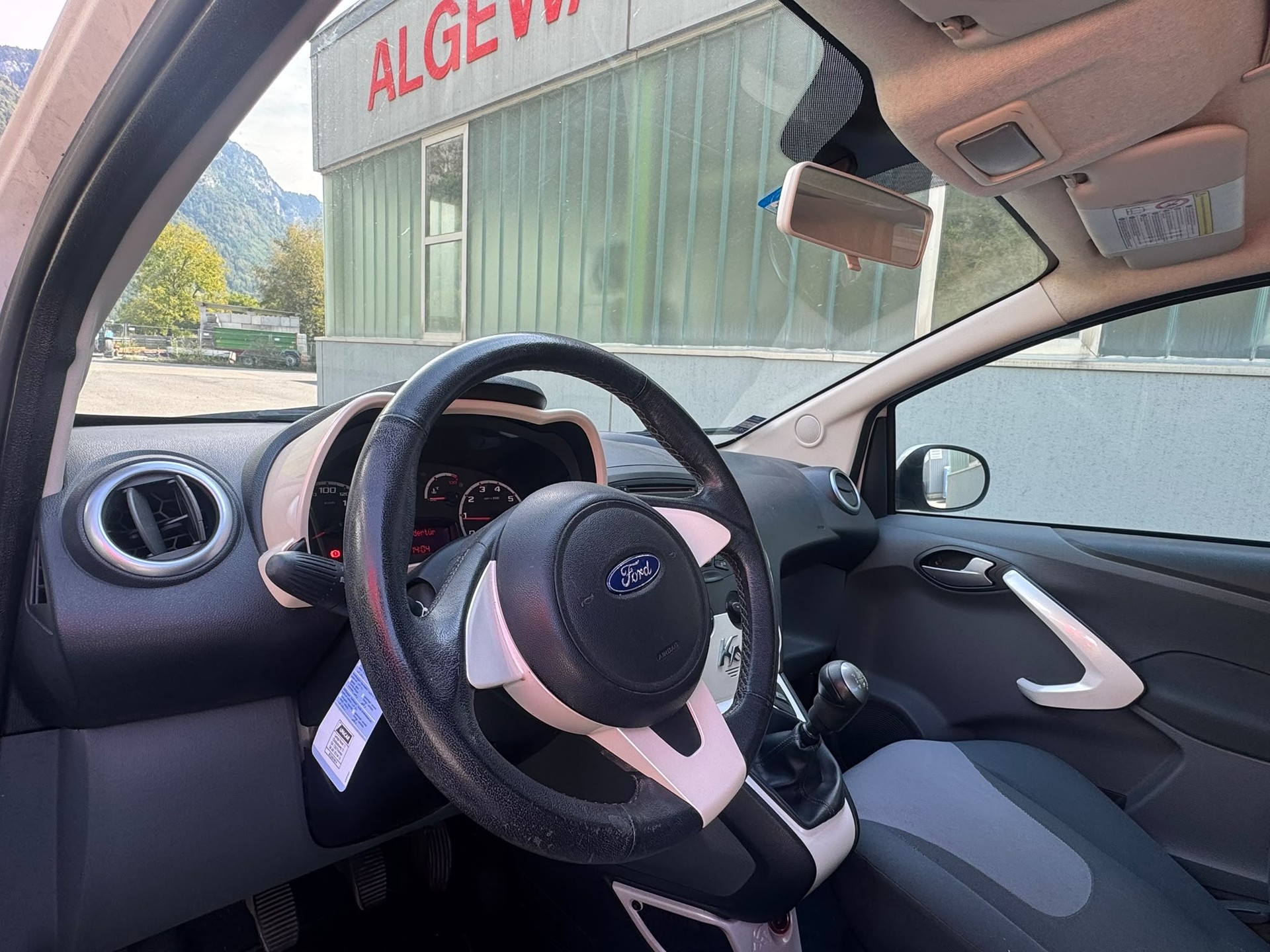 FORD KA 1.25 Trend-image-5
