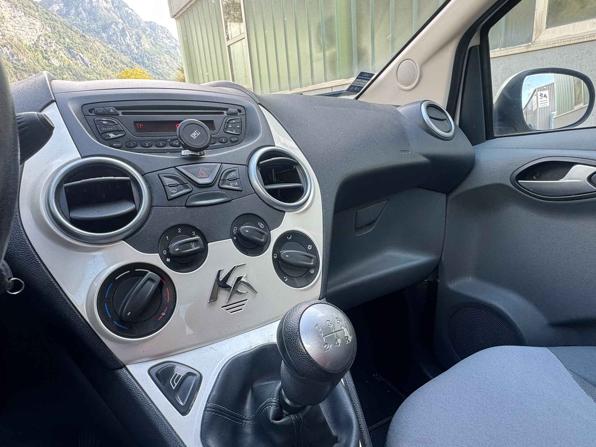 FORD KA 1.25 Trend-image-6