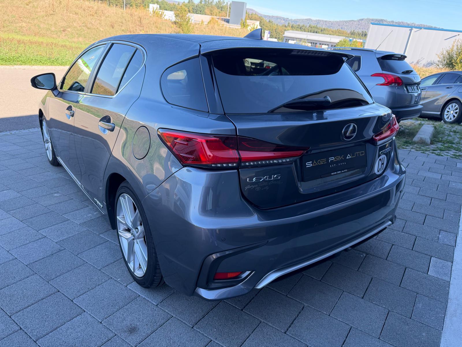 LEXUS CT 200h Comfort-image-4