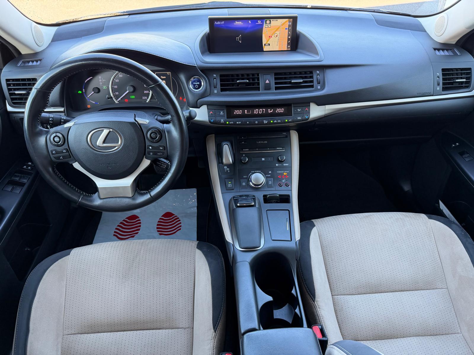 LEXUS CT 200h Comfort-image-9
