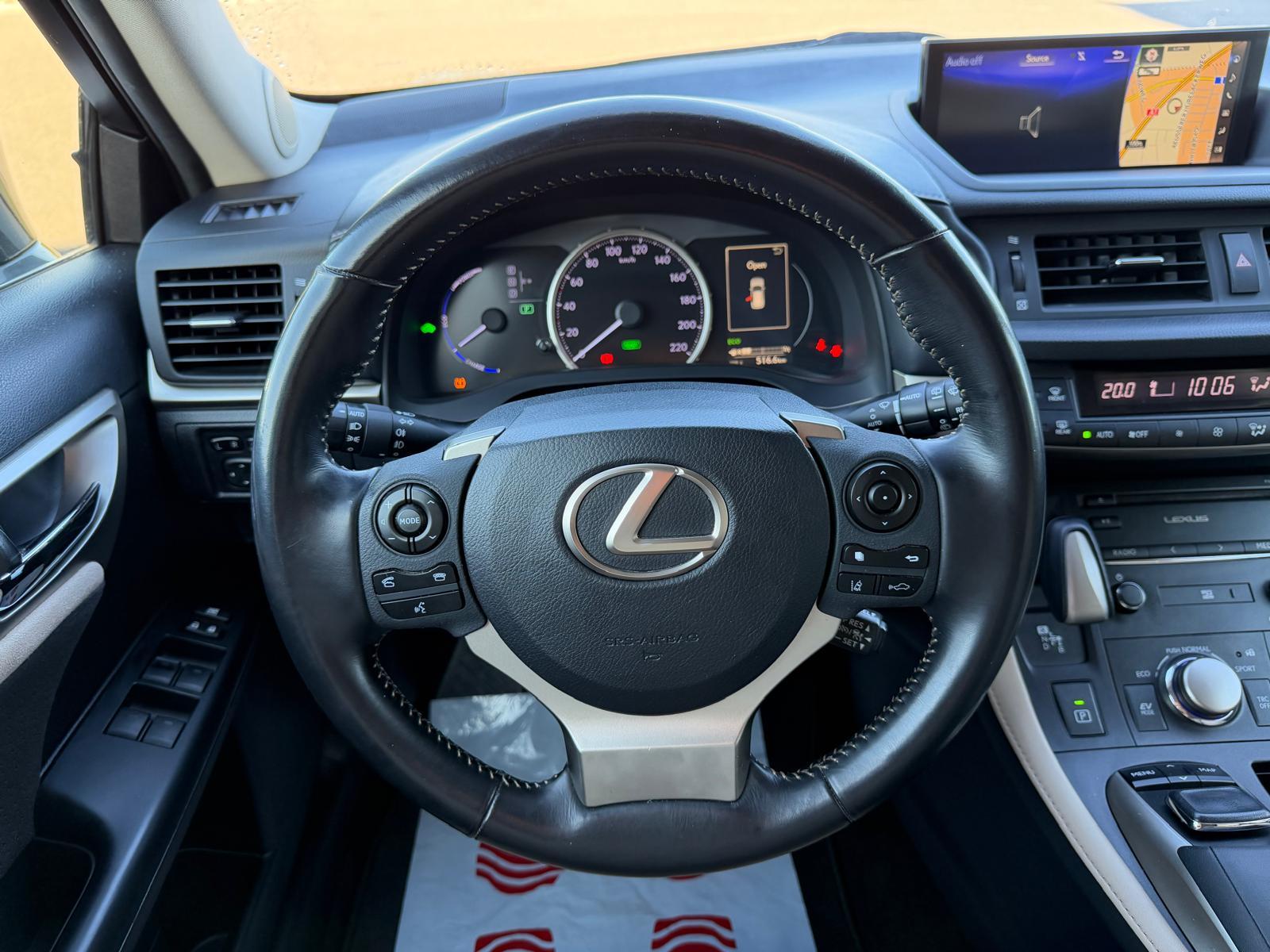 LEXUS CT 200h Comfort-image-10