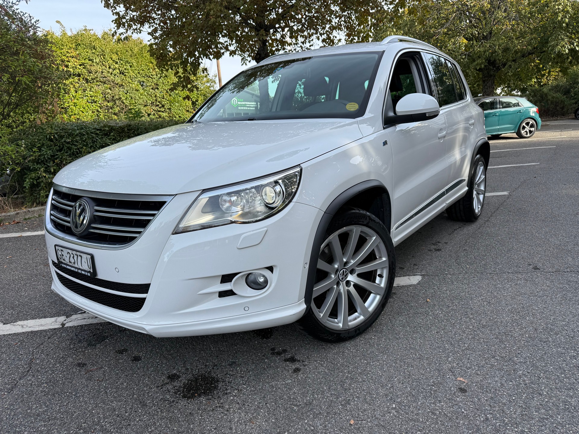 VW Tiguan 2.0 TSI Sport&Style Tiptronic. R-LINE-image-0