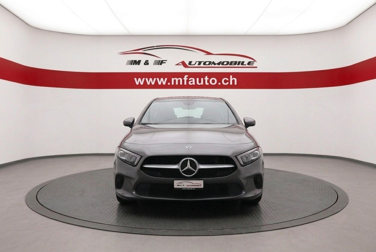 MERCEDES-BENZ A 200 d * CH FAHRZEUG *-image-1