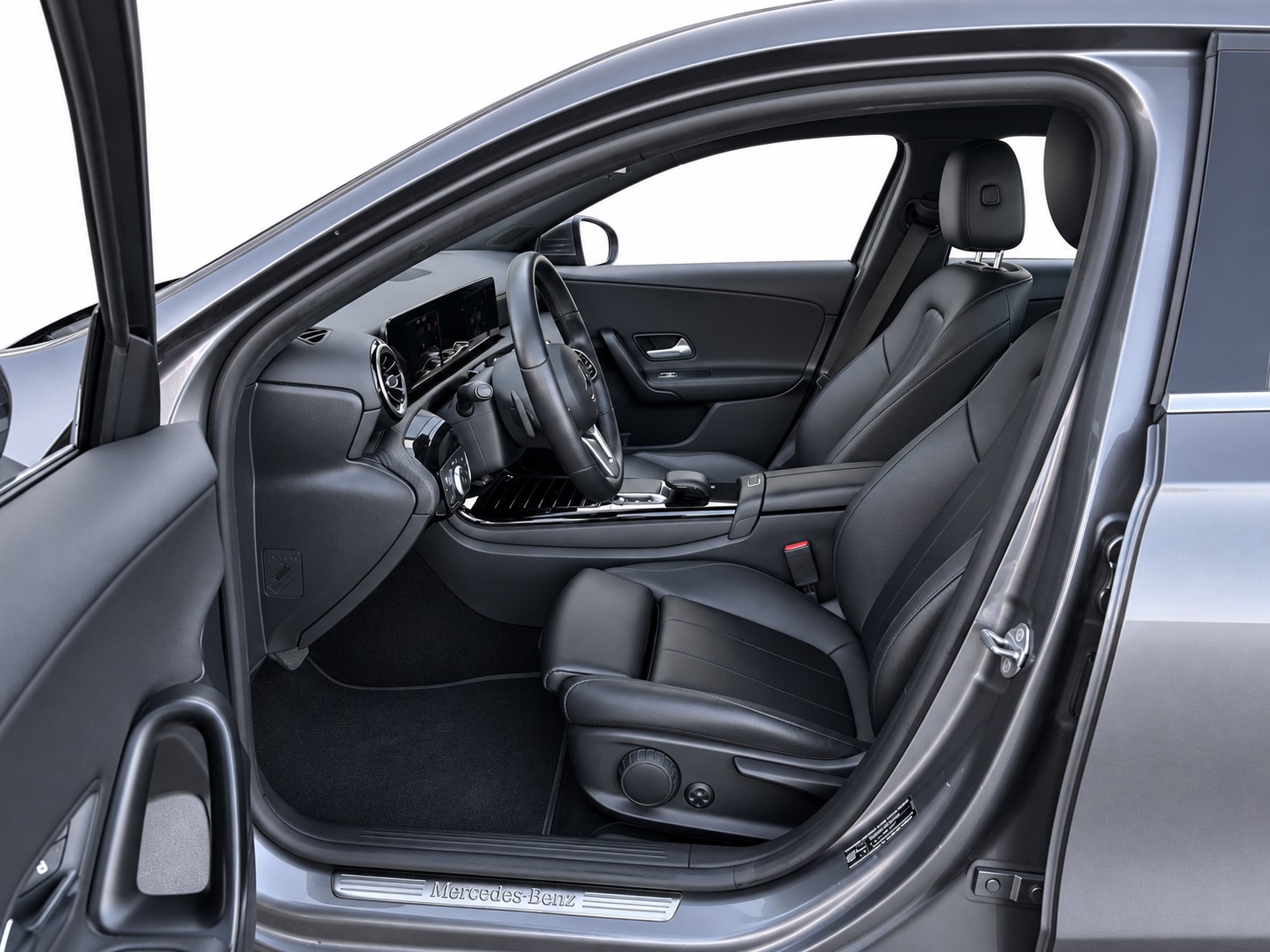 MERCEDES-BENZ A 200 d * CH FAHRZEUG *-image-6