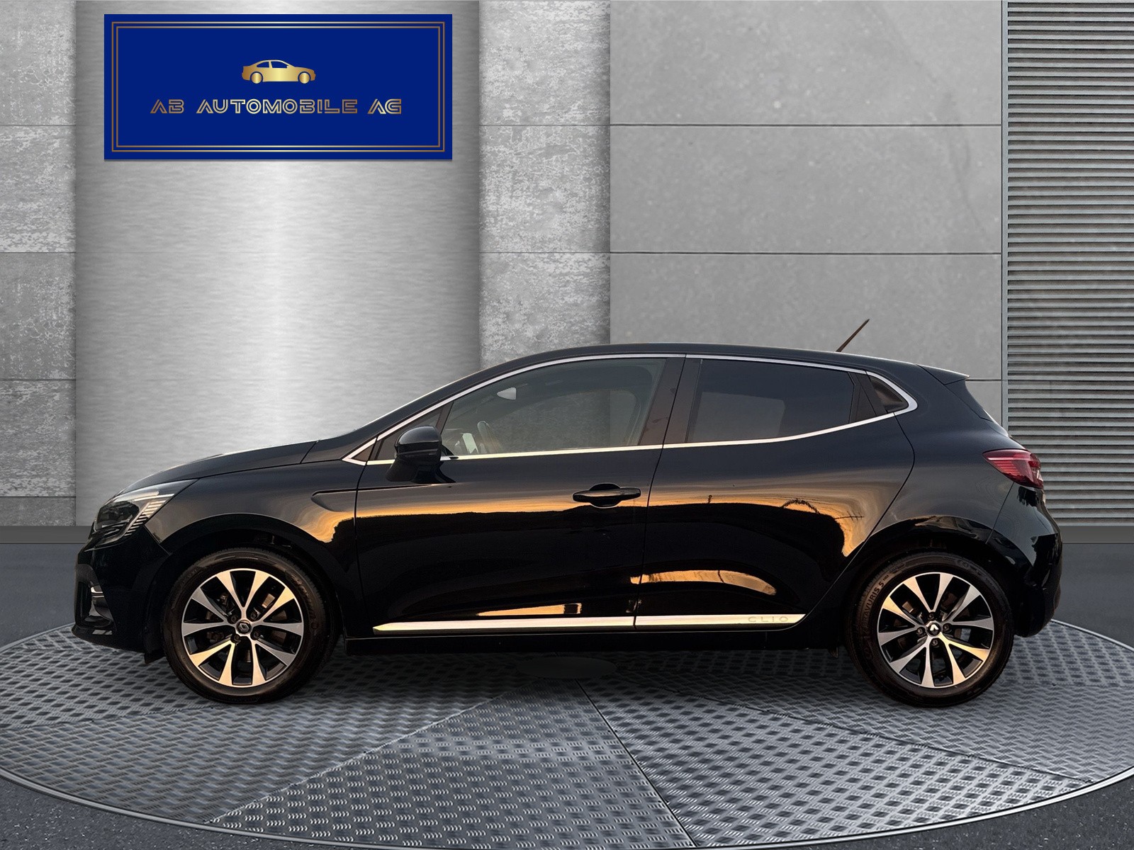 RENAULT Clio 1.3 Initiale EDC-image-3
