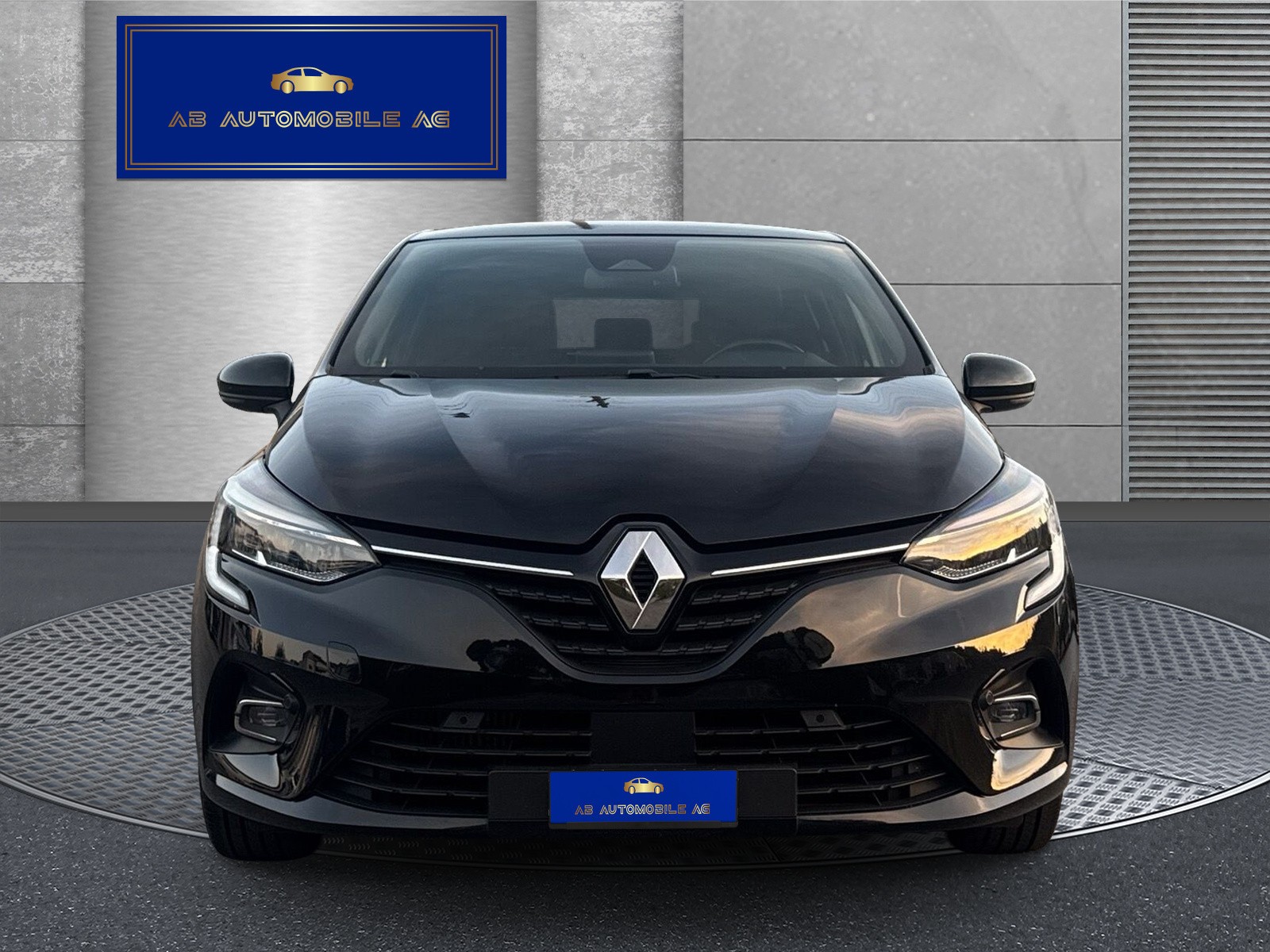 RENAULT Clio 1.3 Initiale EDC-image-1