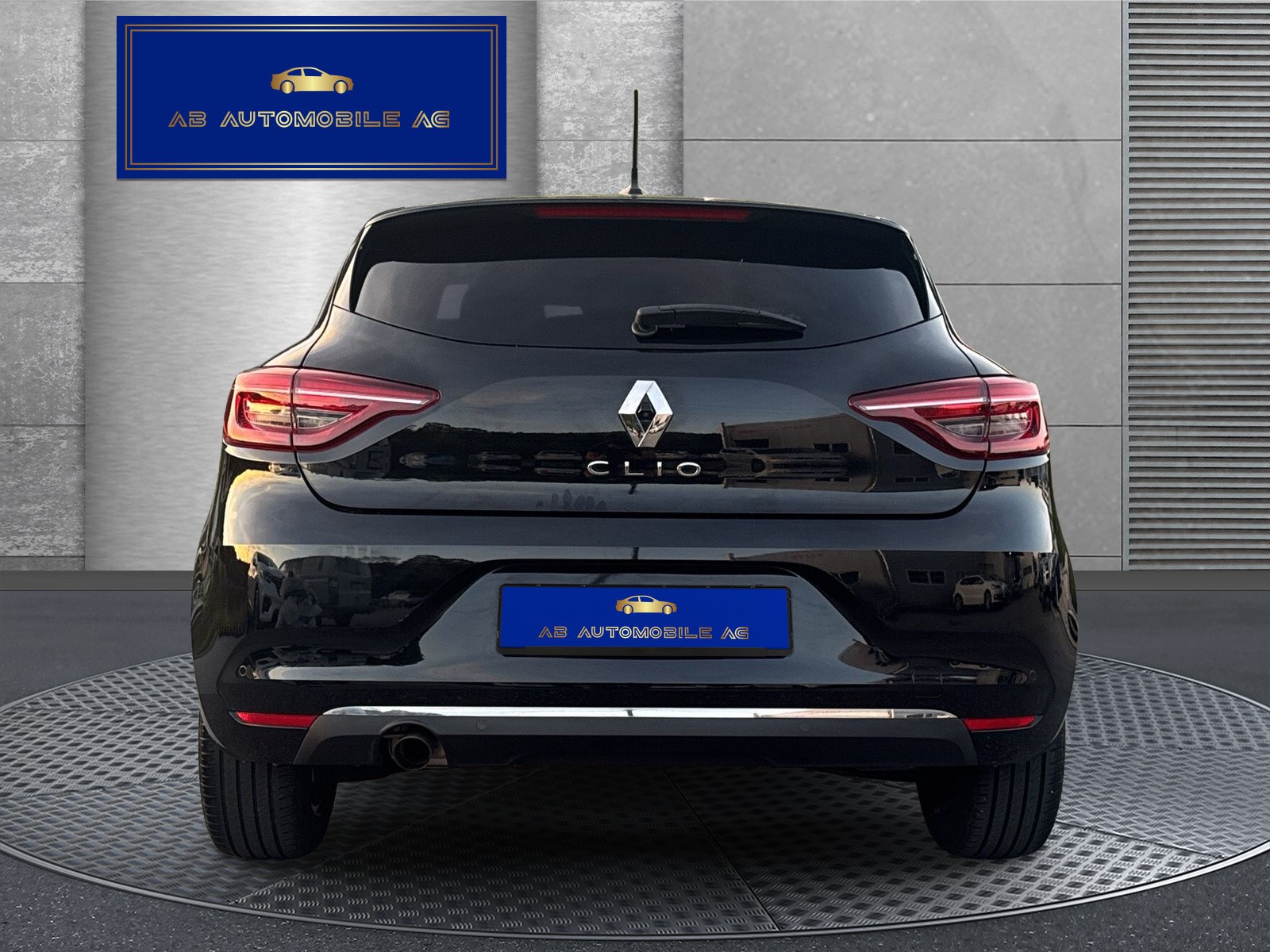 RENAULT Clio 1.3 Initiale EDC-image-5