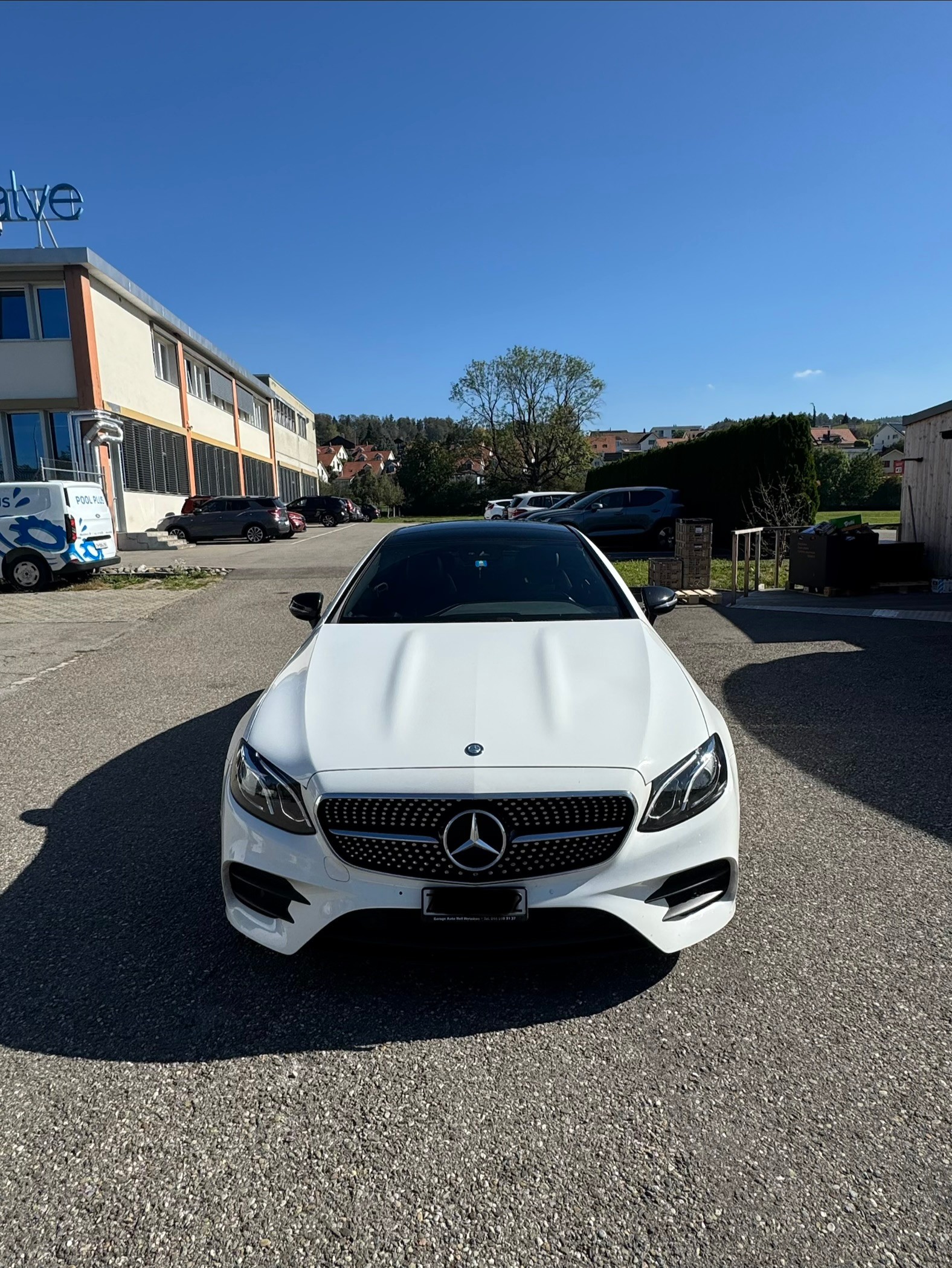 MERCEDES-BENZ E 300 AMG Line-image-2
