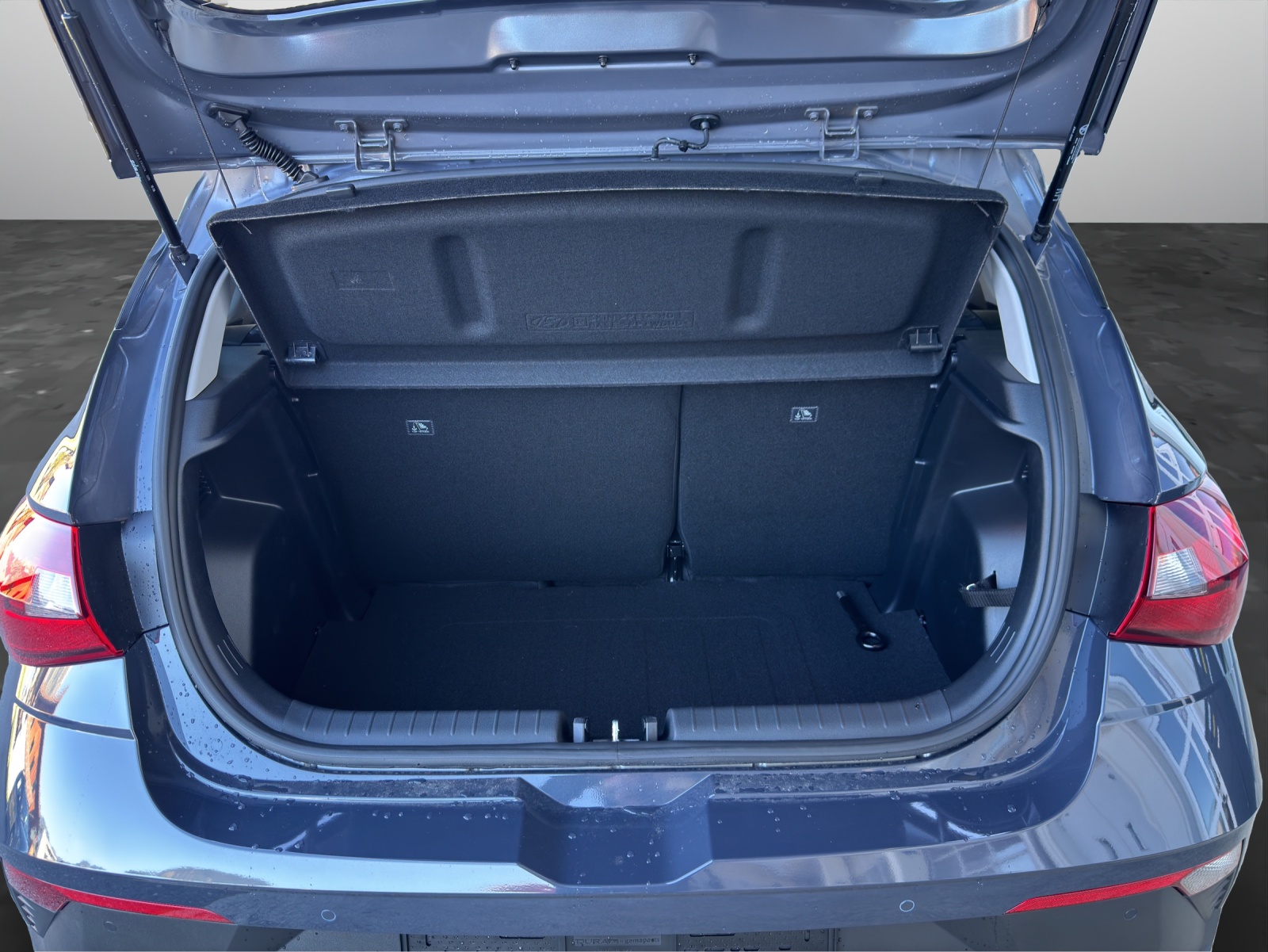 HYUNDAI i20 1.0 T-GDi Amplia Go Pack Safe Tec MY27-image-14