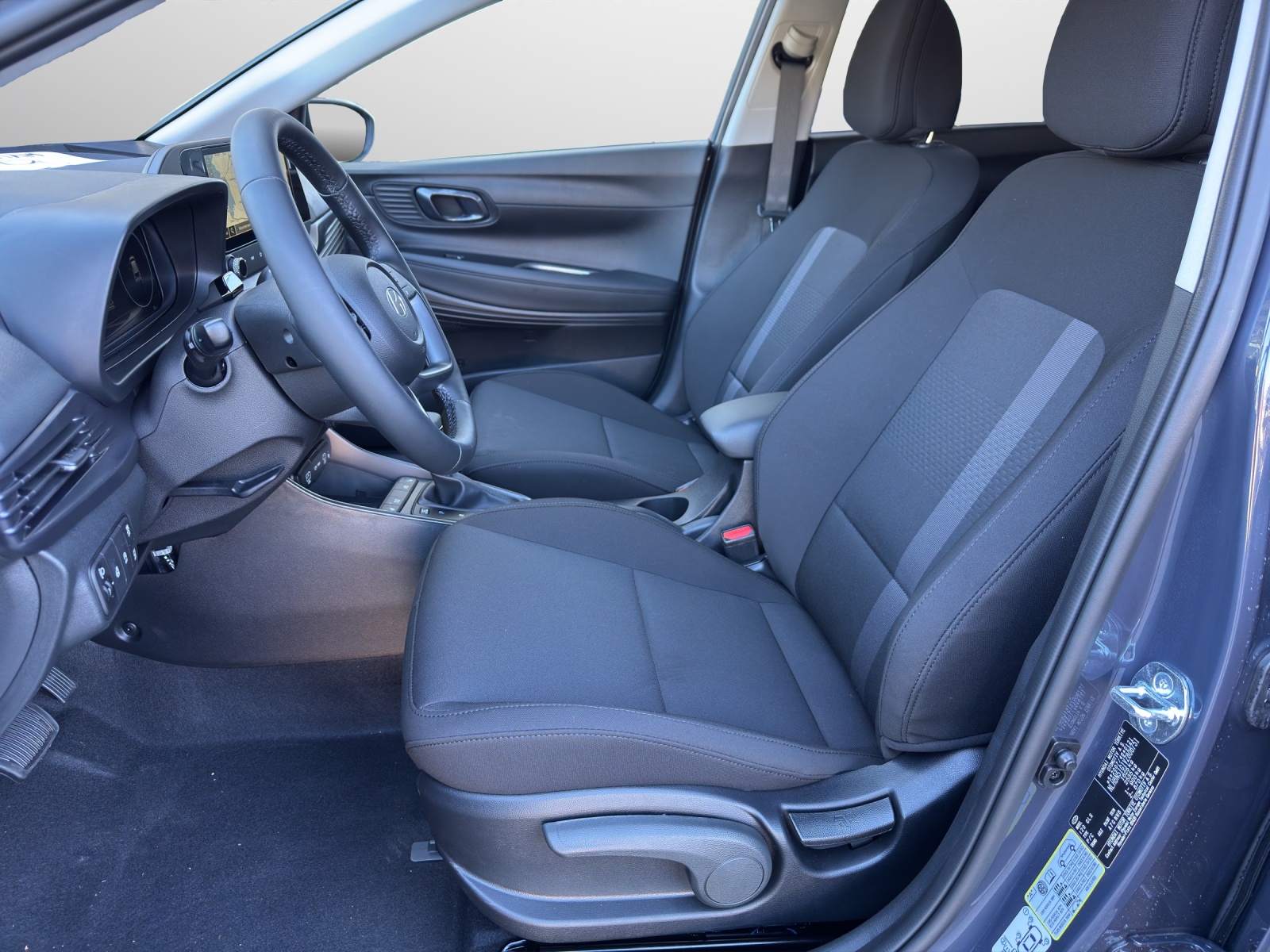 HYUNDAI i20 1.0 T-GDi Amplia Go Pack Safe Tec MY27-image-4
